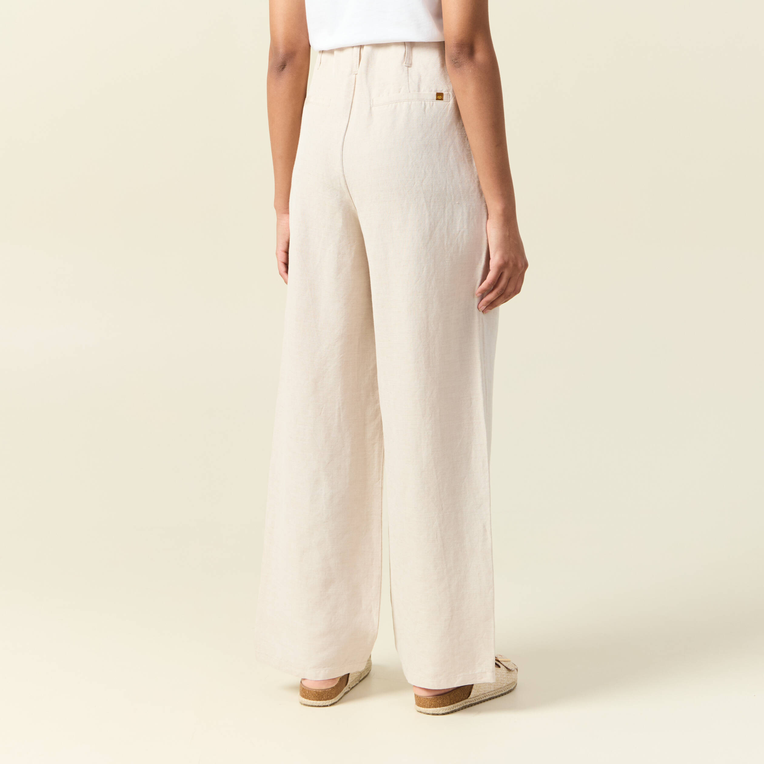 Pantalon large à pinces sable femme