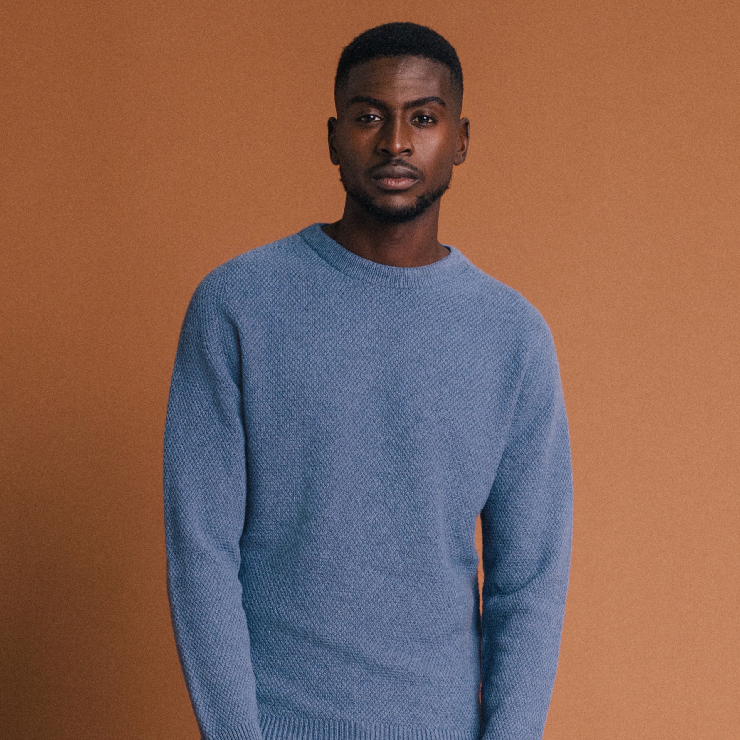 Pull manches longues fabriqu&eacute; en France bleu fonc&eacute; homme