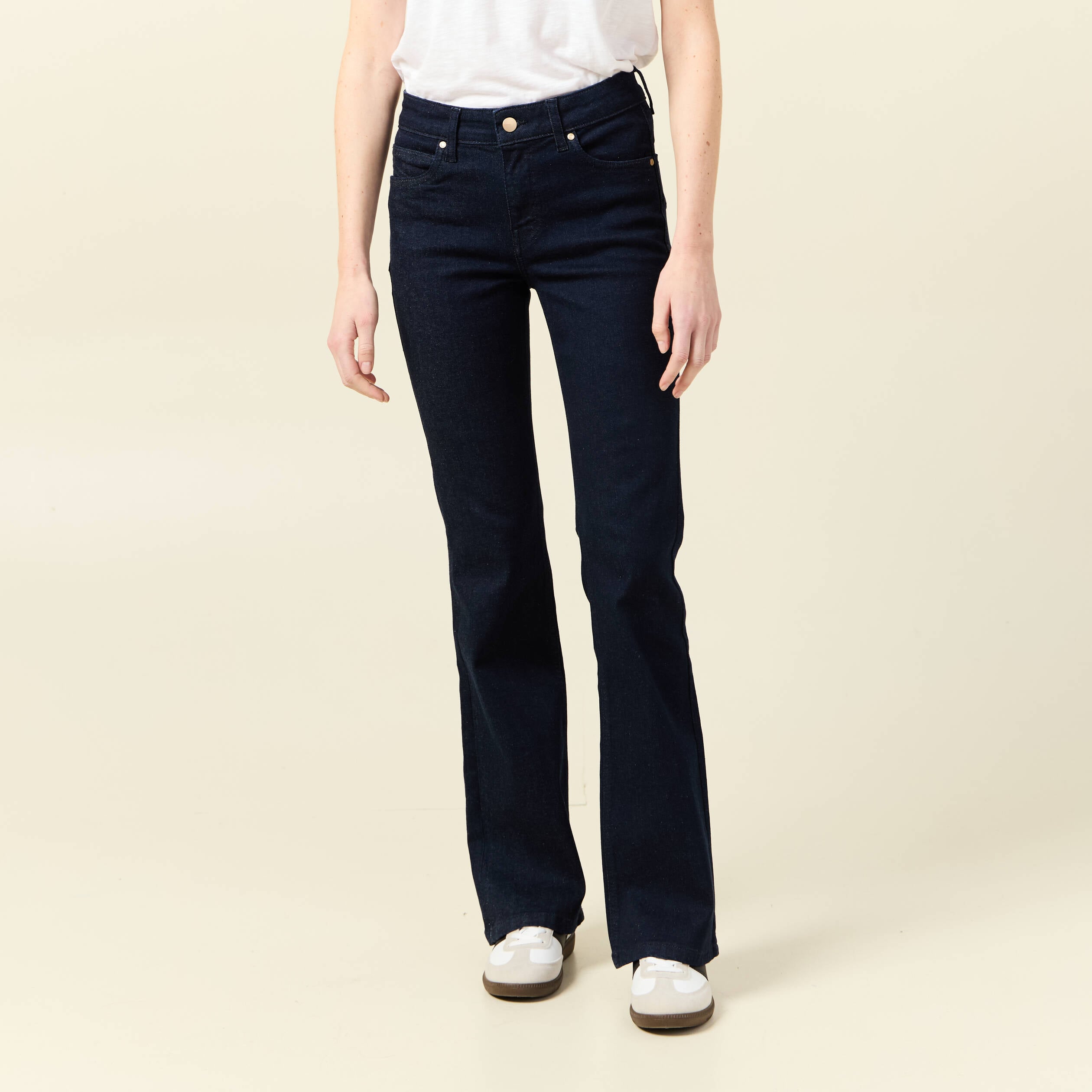 Jeans bootcut 5 poches denim brut femme