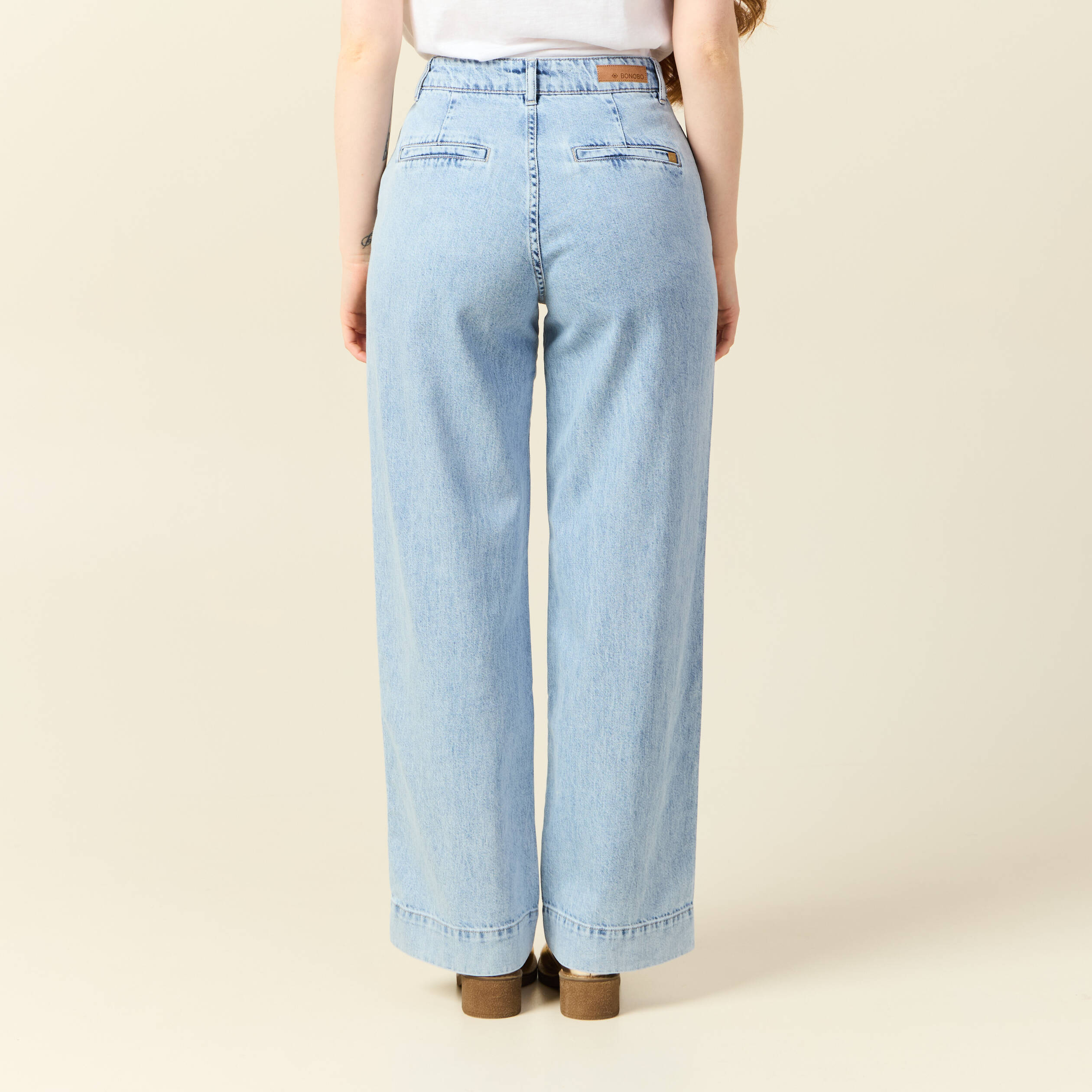 jeans large denim bleach femme Jeans large denim bleach femme