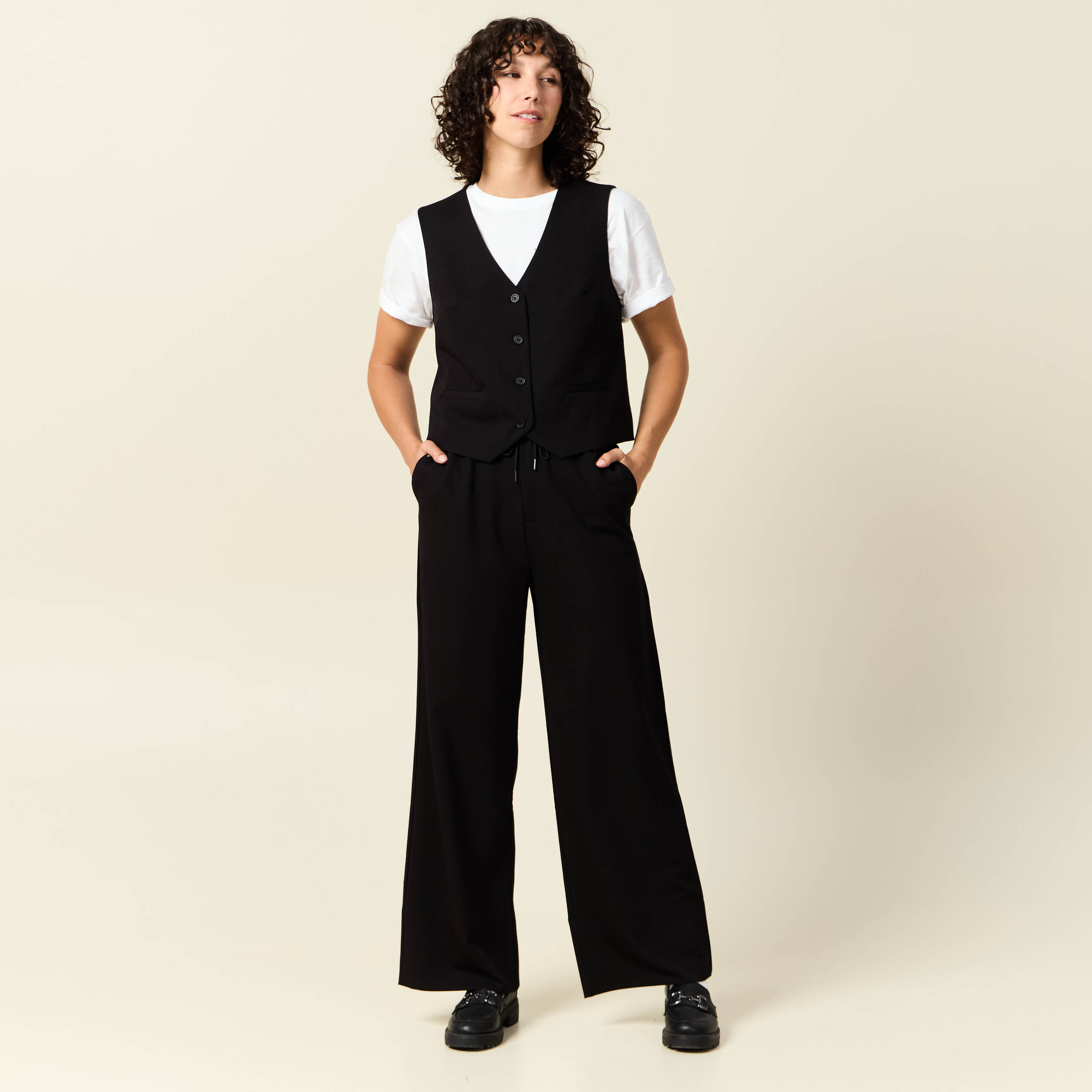 pantalon large elastique noir femme Pantalon large élastiqué noir femme