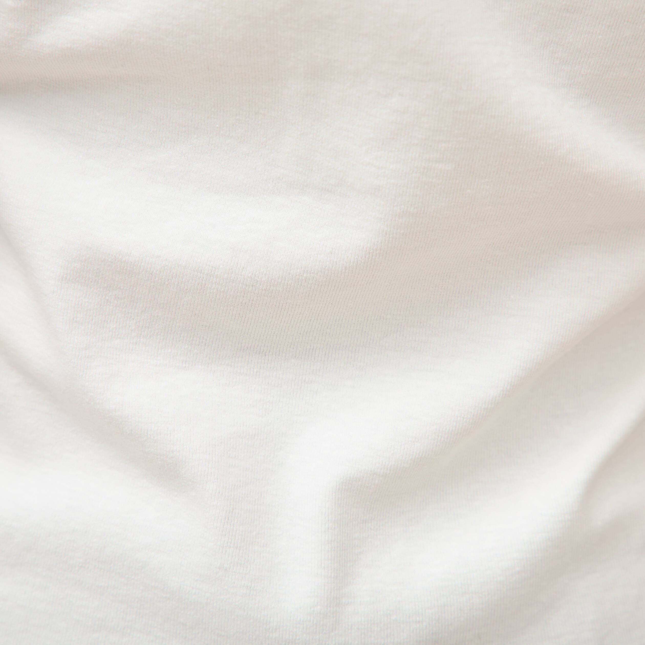 T-shirt cintr&eacute; col rond manches courtes ecru femme