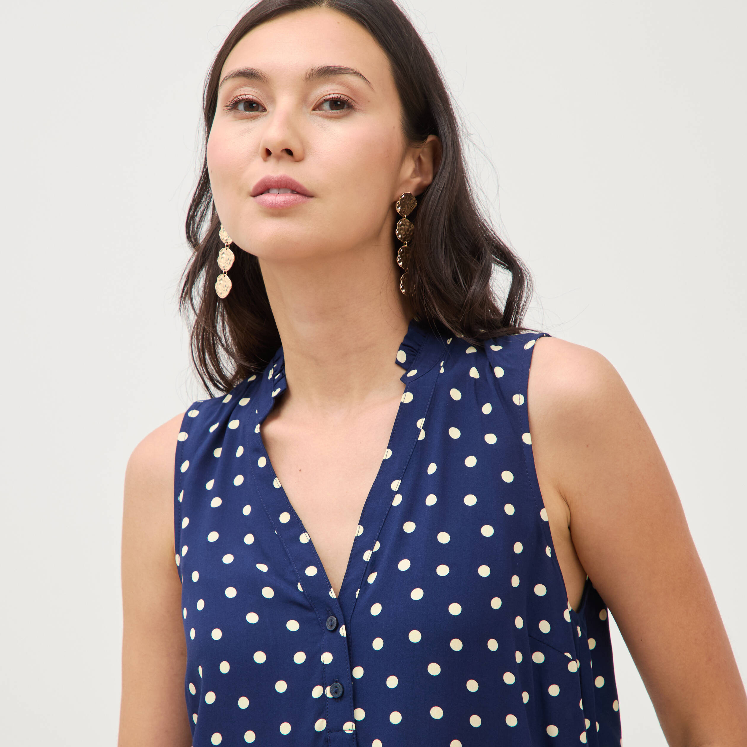 Top sans manches col v fluide bleu femme