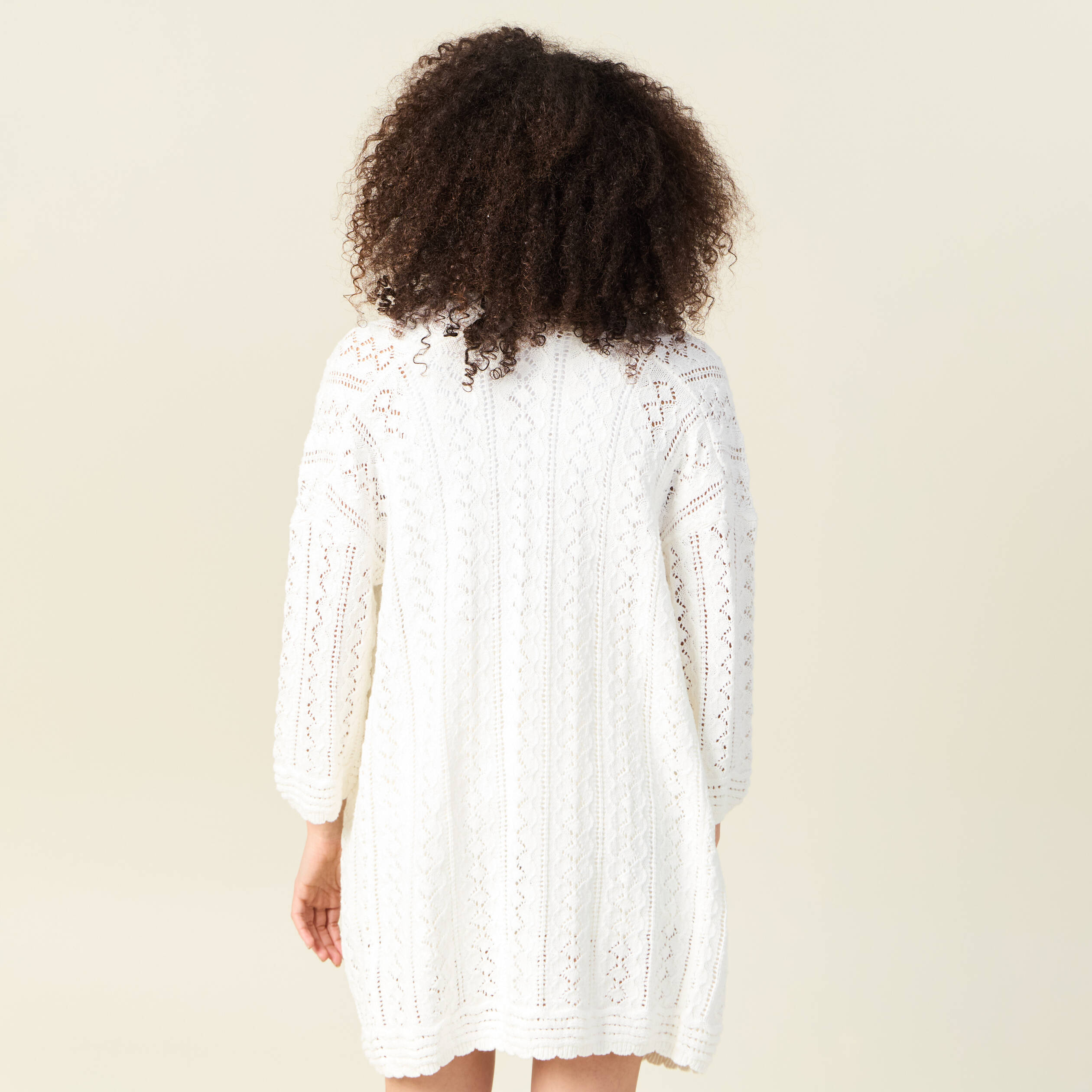 Gilet long ajour&eacute; ecru femme