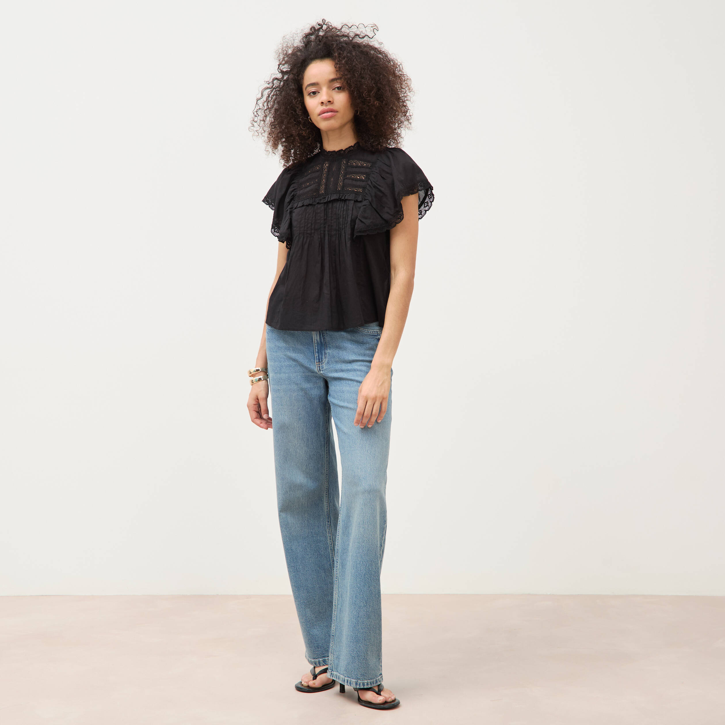 Blouse ample col montant manches courtes noir femme