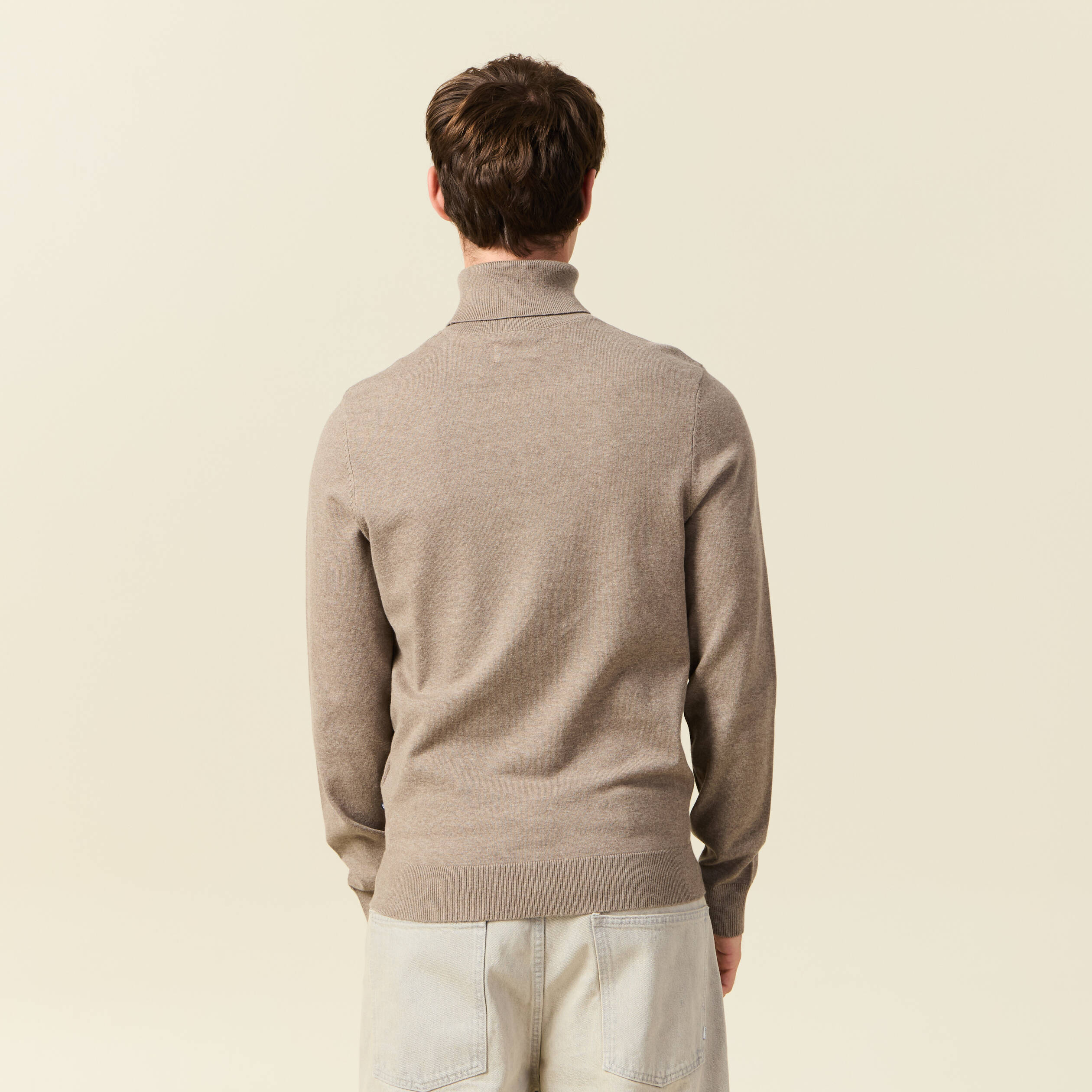 Pull droit court manches longues vert kaki homme