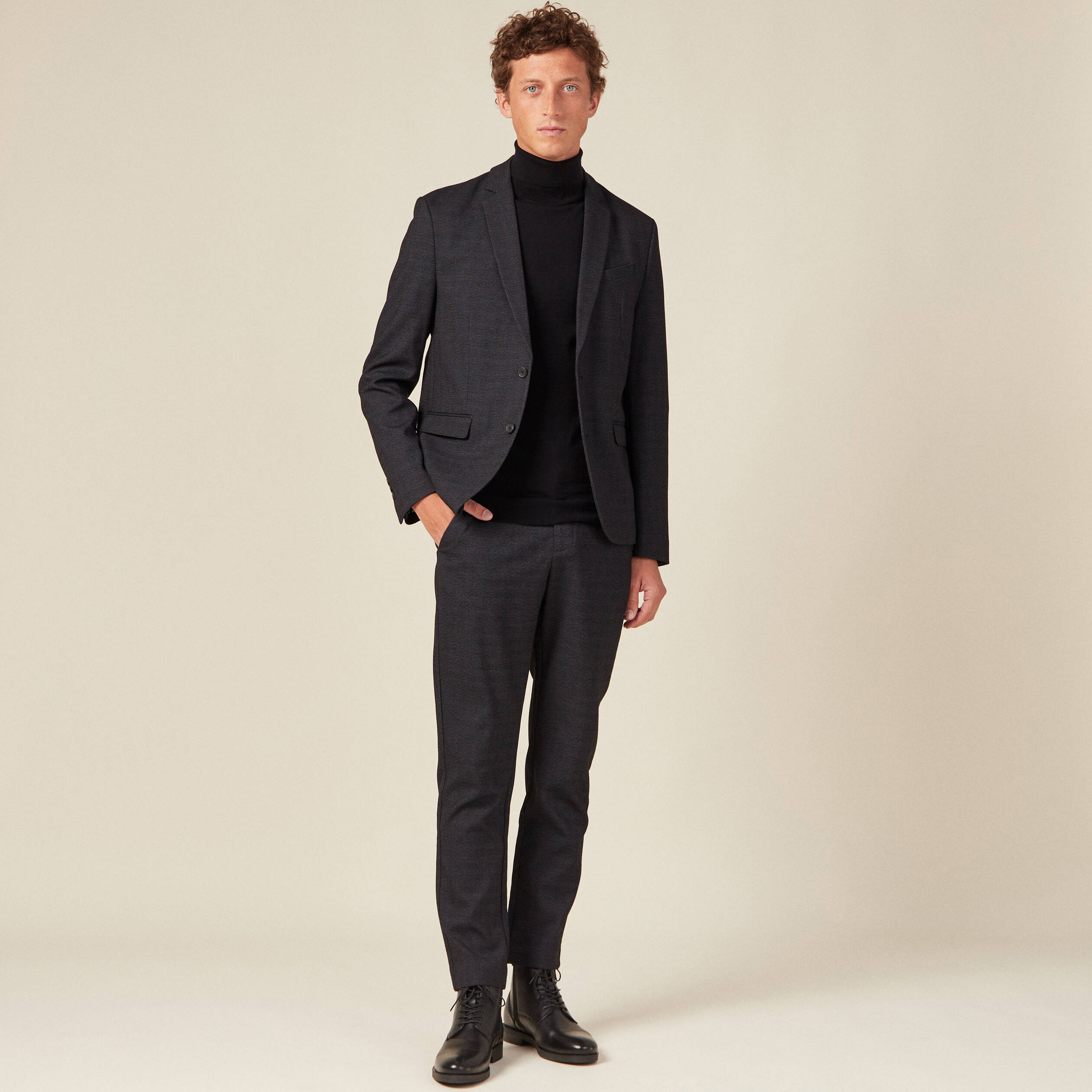 Pantalon chino tapered noir homme