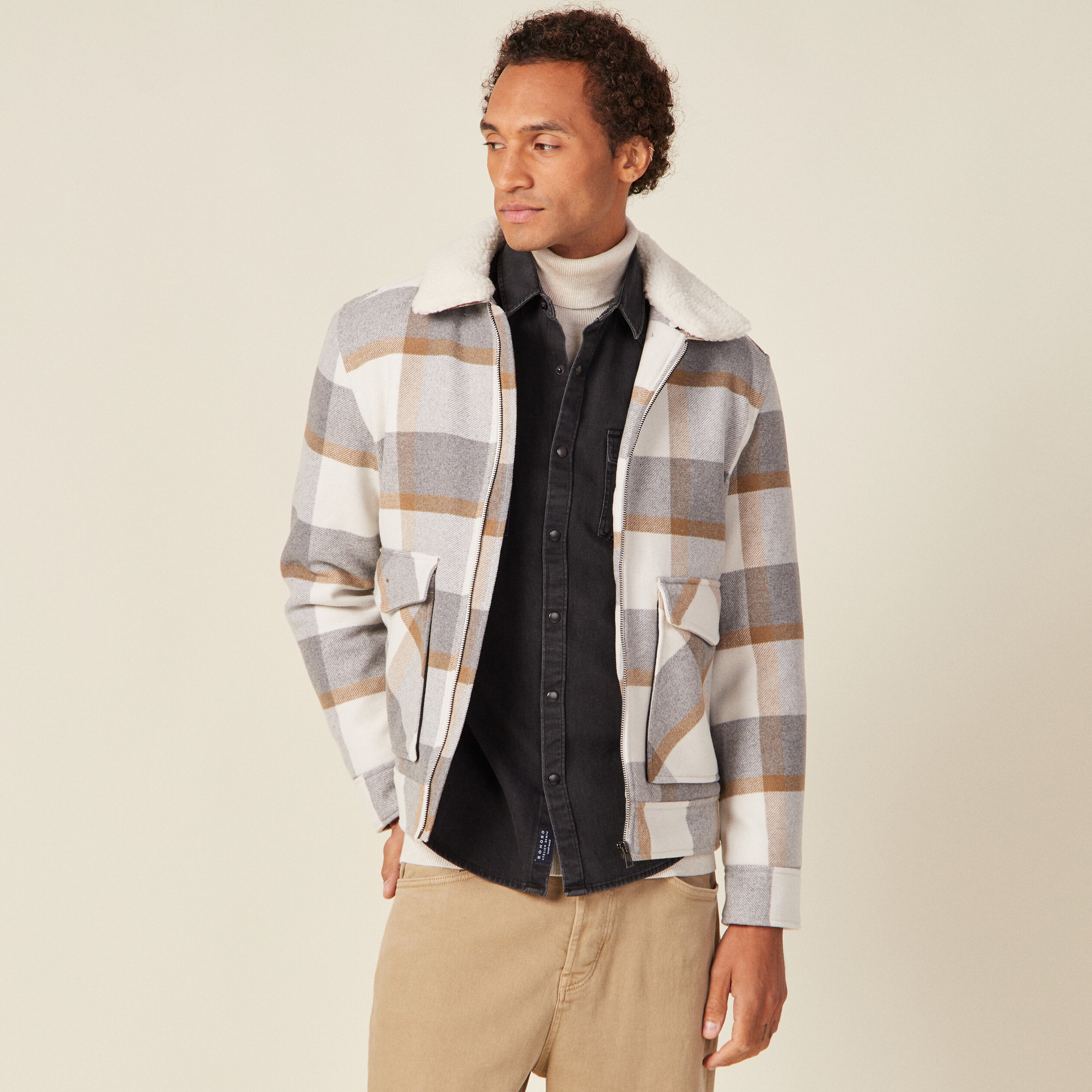 Blouson droit court &agrave; manches longues ecru homme