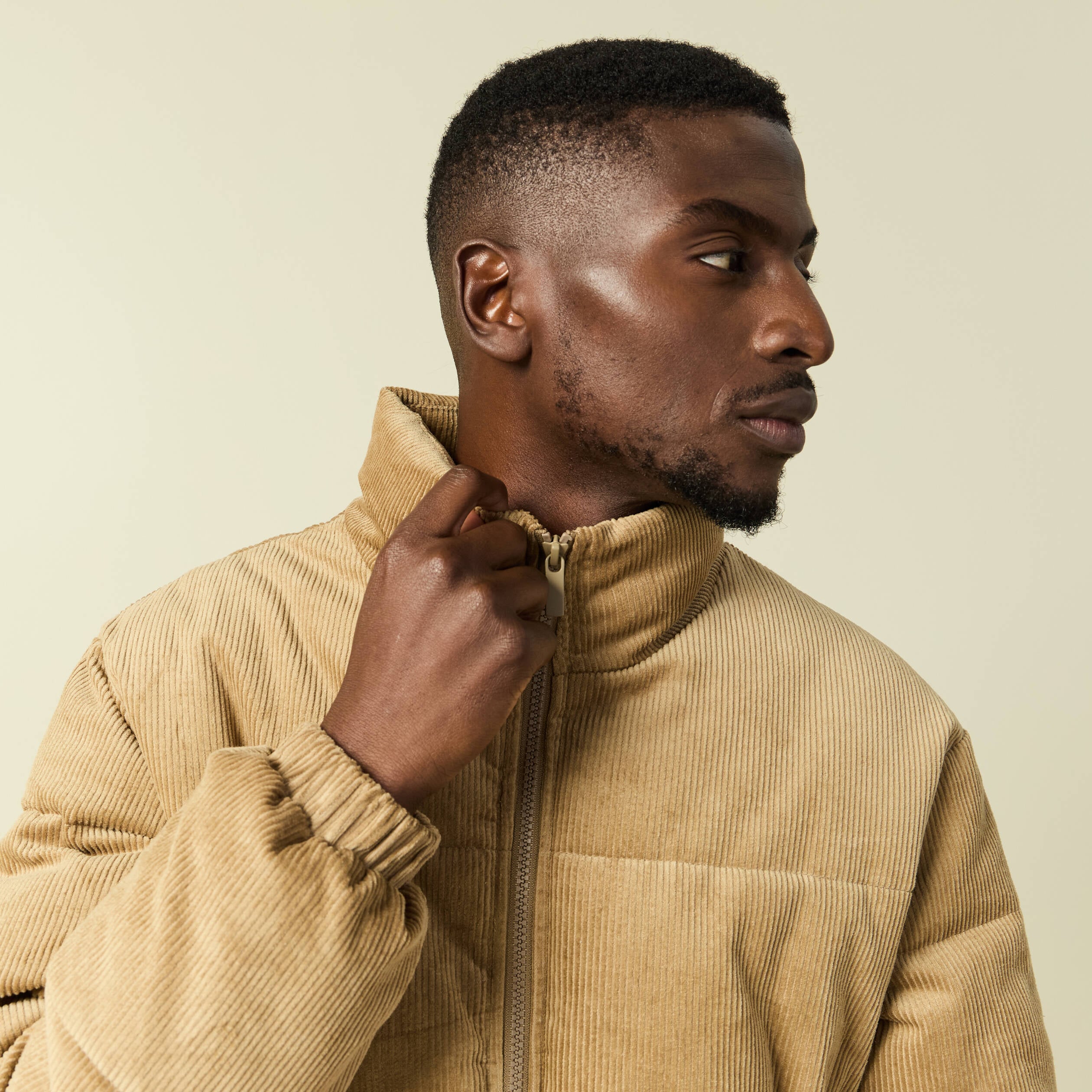 Doudoune col montant manches longues beige homme