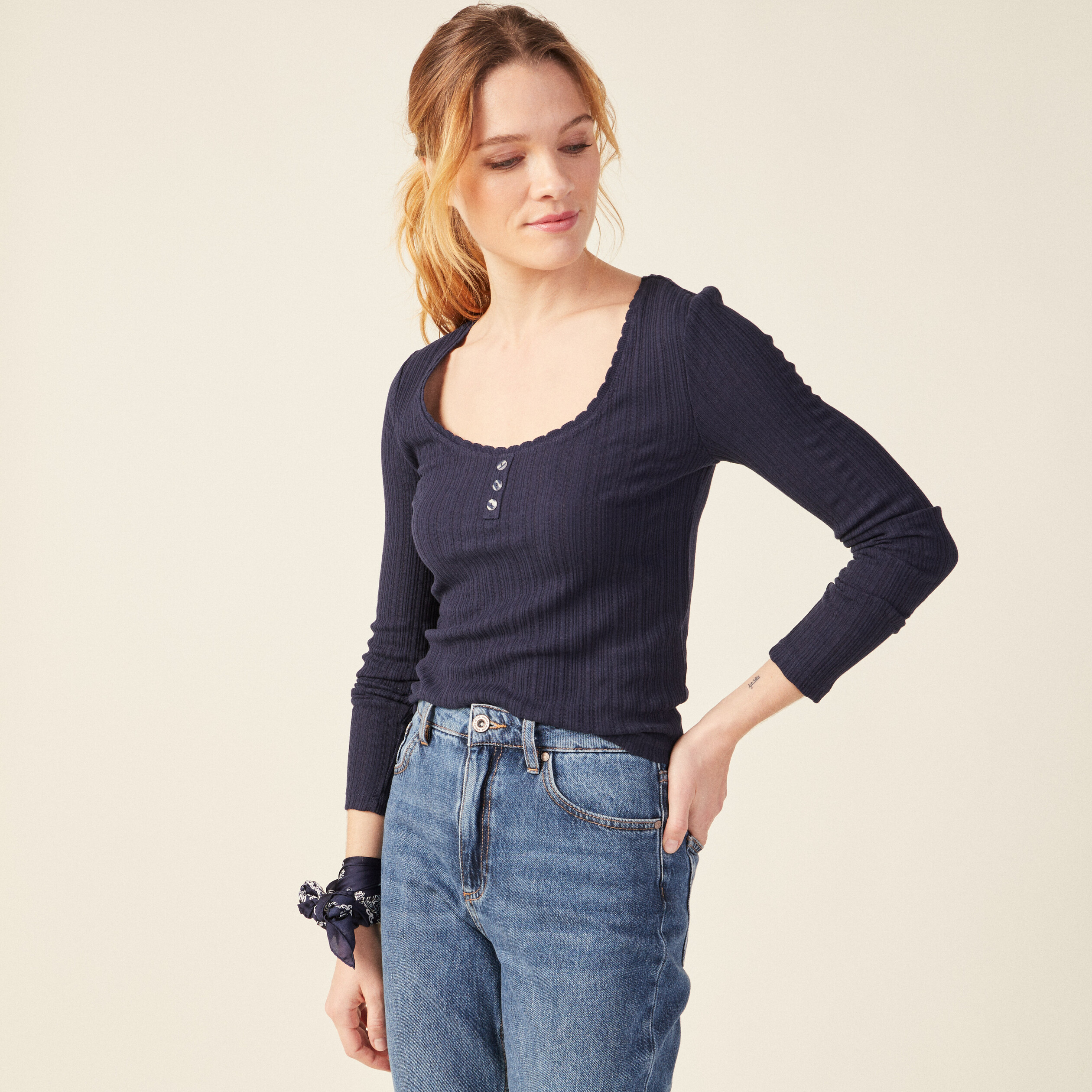 t shirt a manches longues bleu marine femme T-shirt à manches longues bleu marine femme