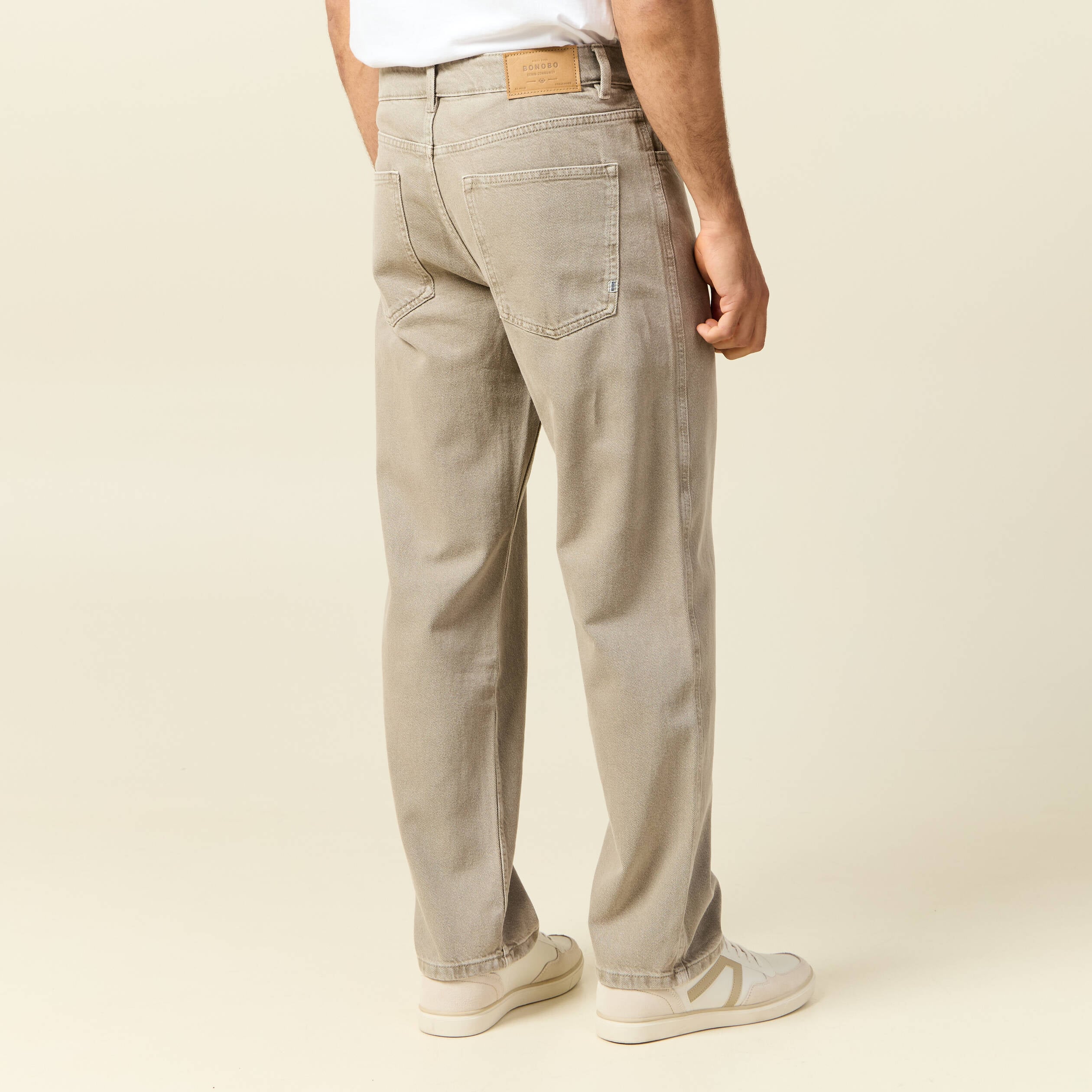 Jeans large longueur 32 en coton denim beige homme