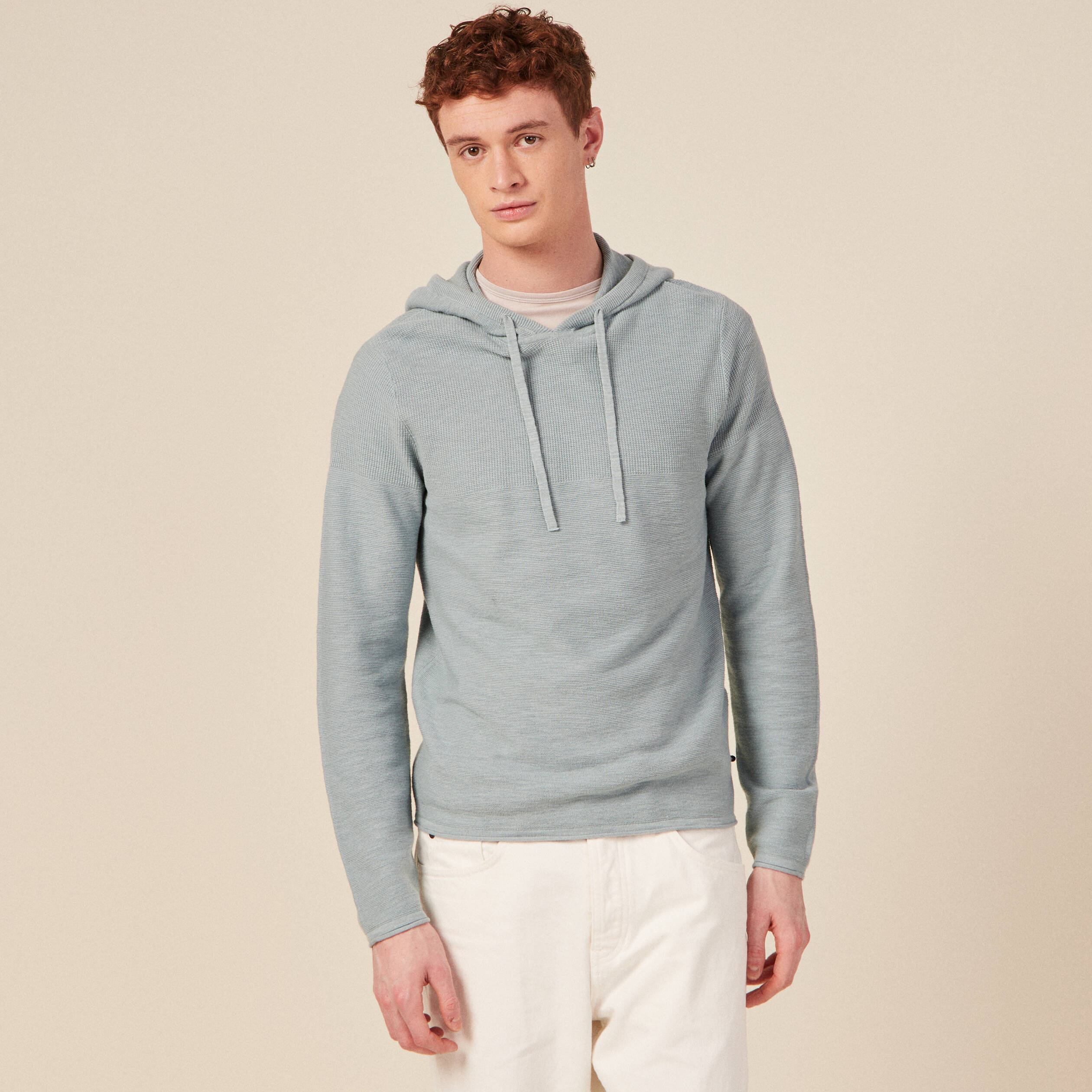 pull a capuche bleu gris homme Pull à capuche bleu gris homme