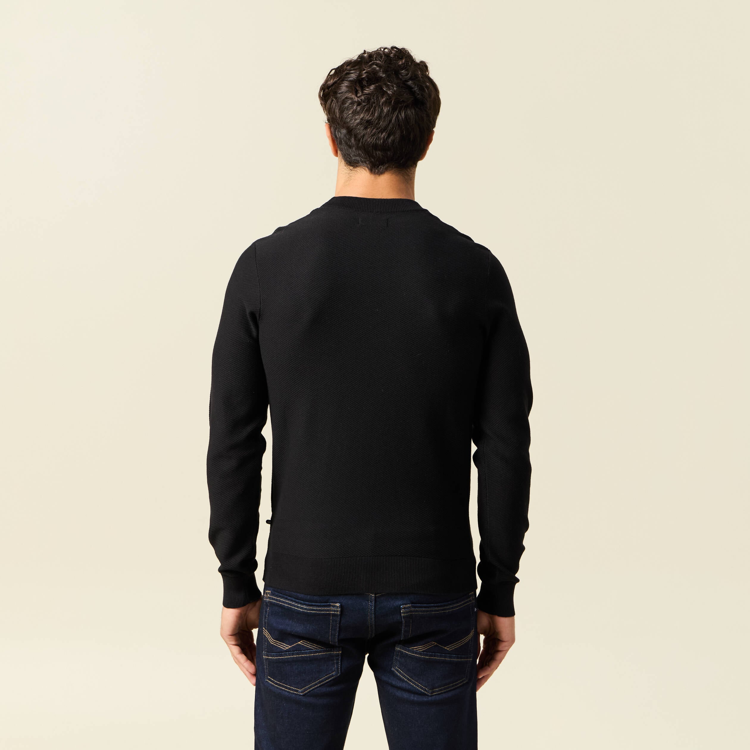 Pull col rond manches longues noir homme