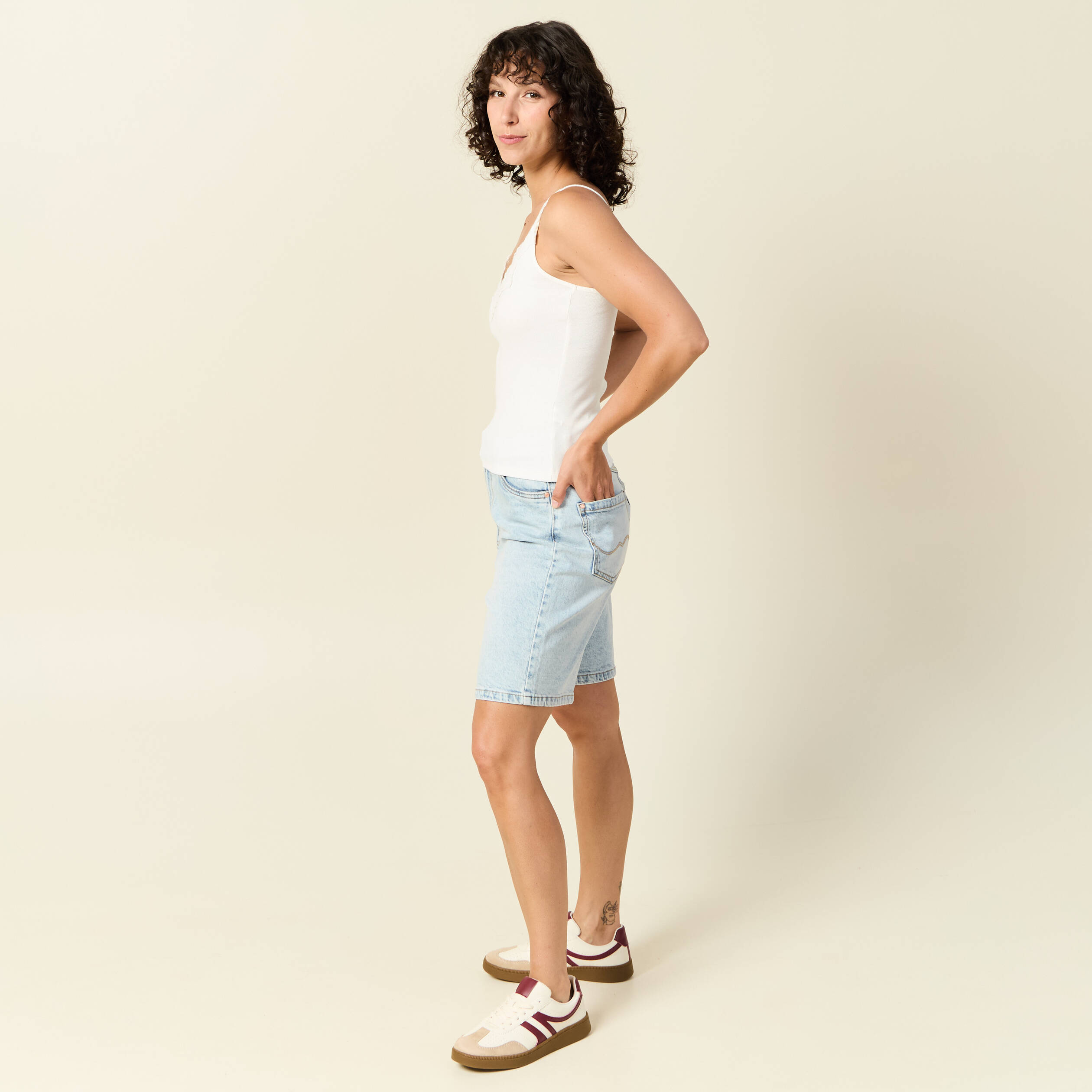 debardeur bretelles fines ecru femme Débardeur bretelles fines ecru femme