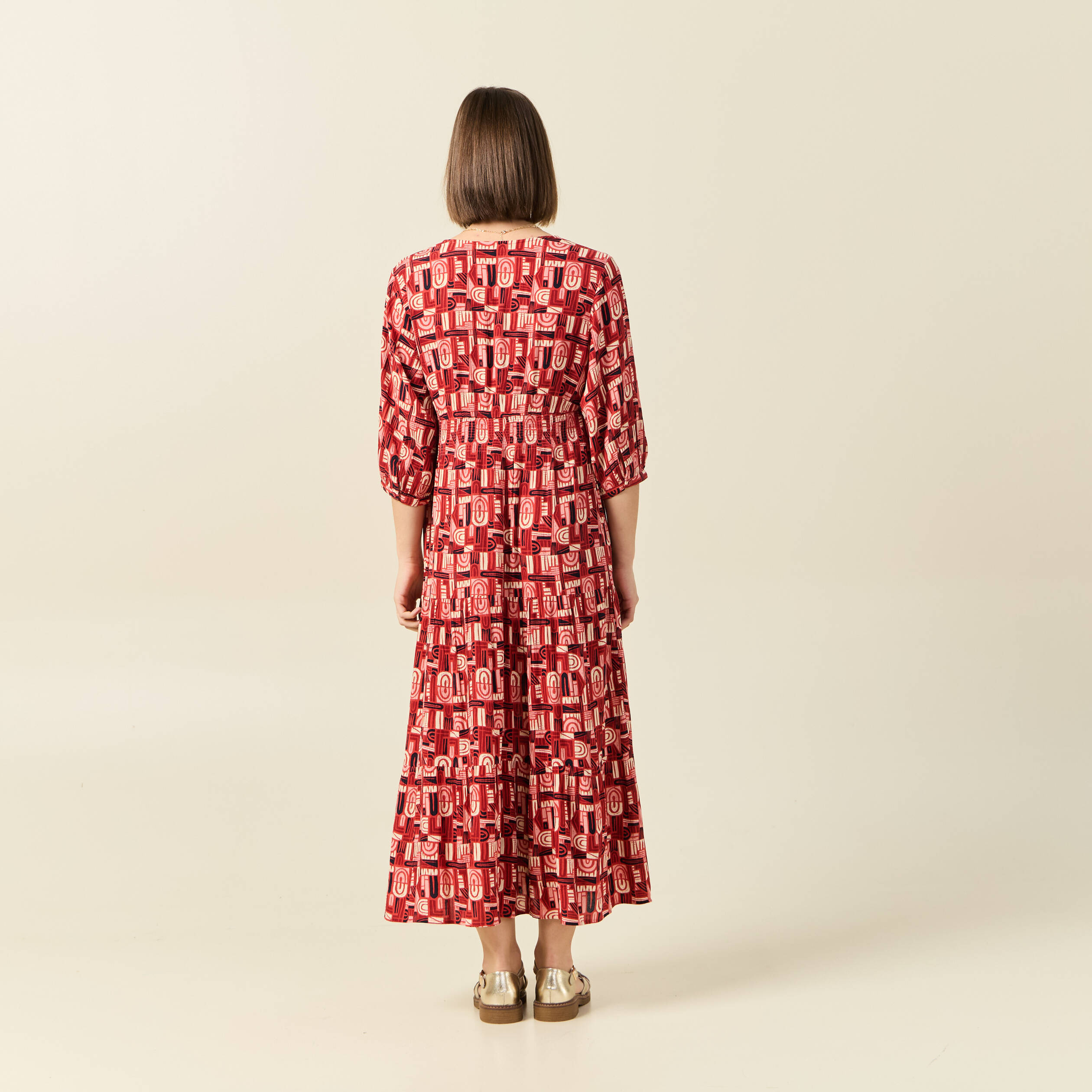 Robe longue droite fluide rouge fonc&eacute; femme