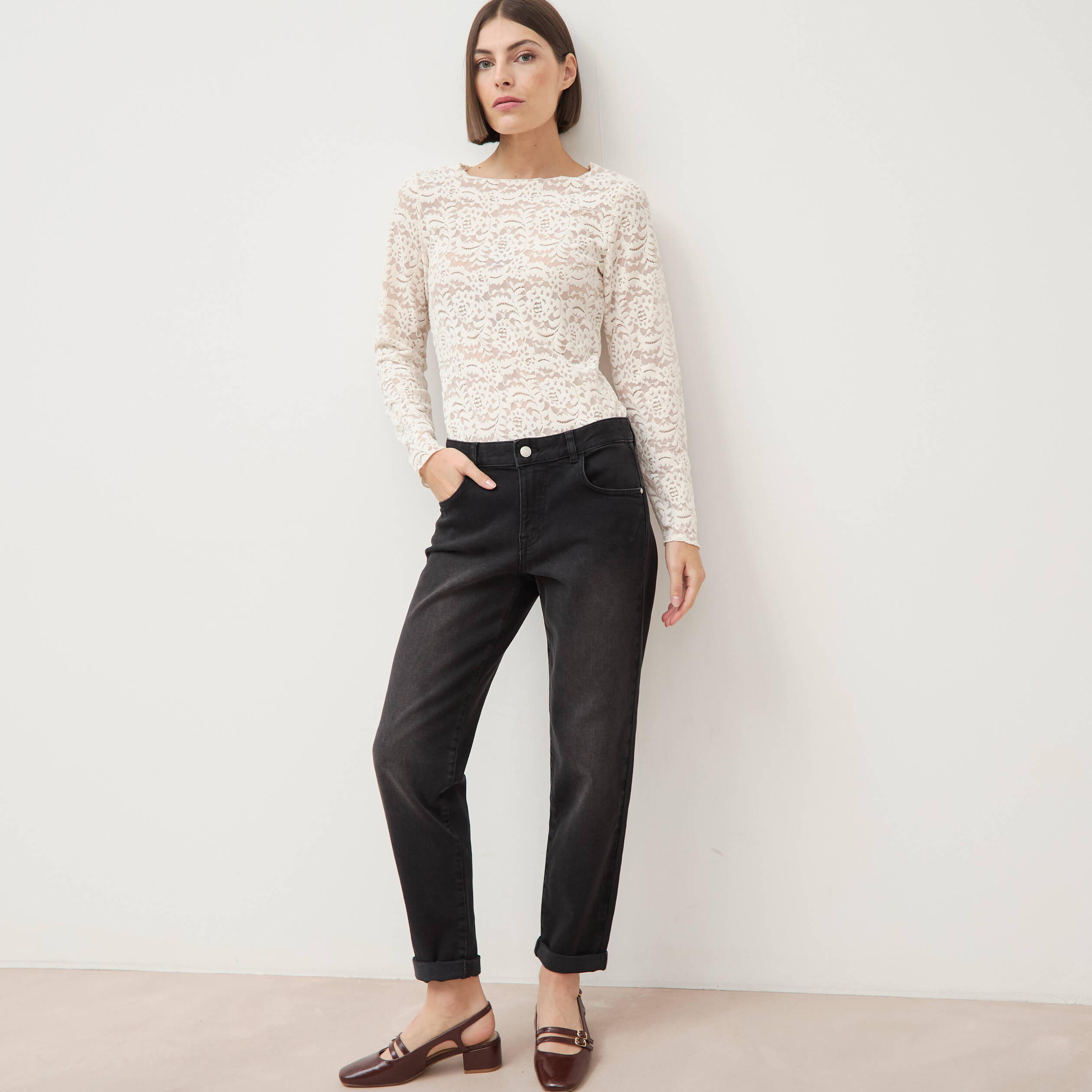 Jeans droit 7/8&egrave;me taille standard denim noir femme