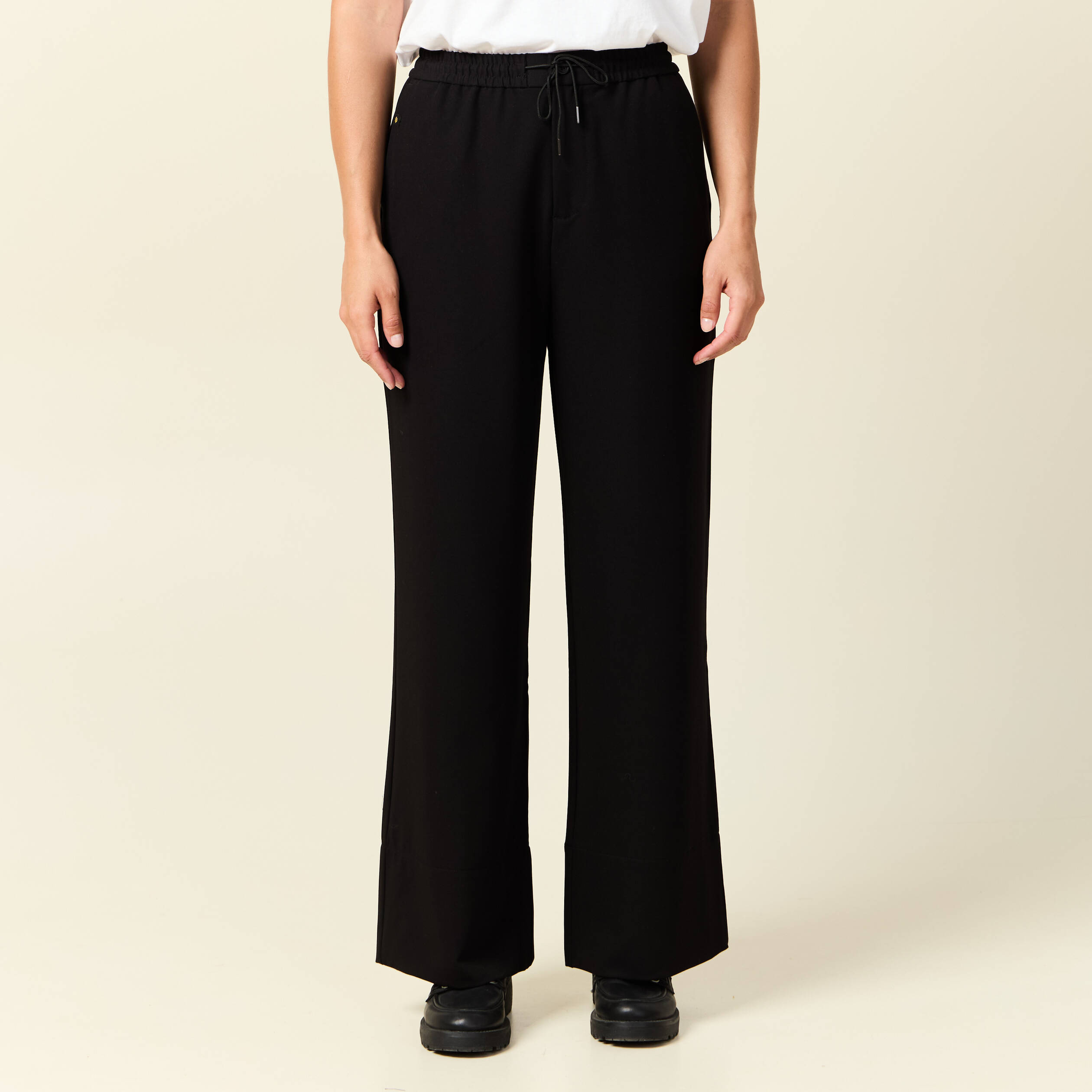 pantalon large elastique noir femme Pantalon large élastiqué noir femme
