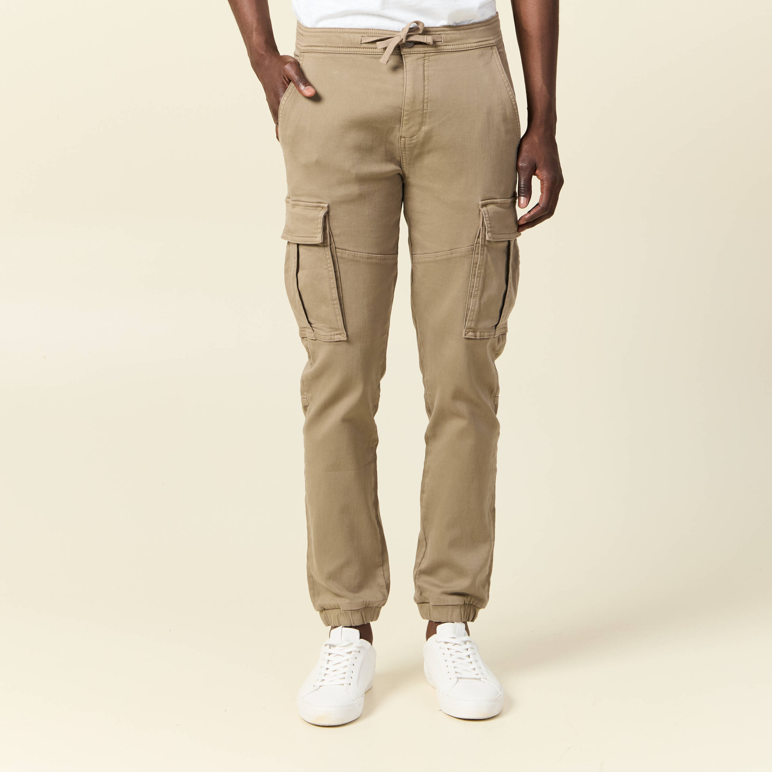 Pantalon battle bas resserr&eacute; taupe homme