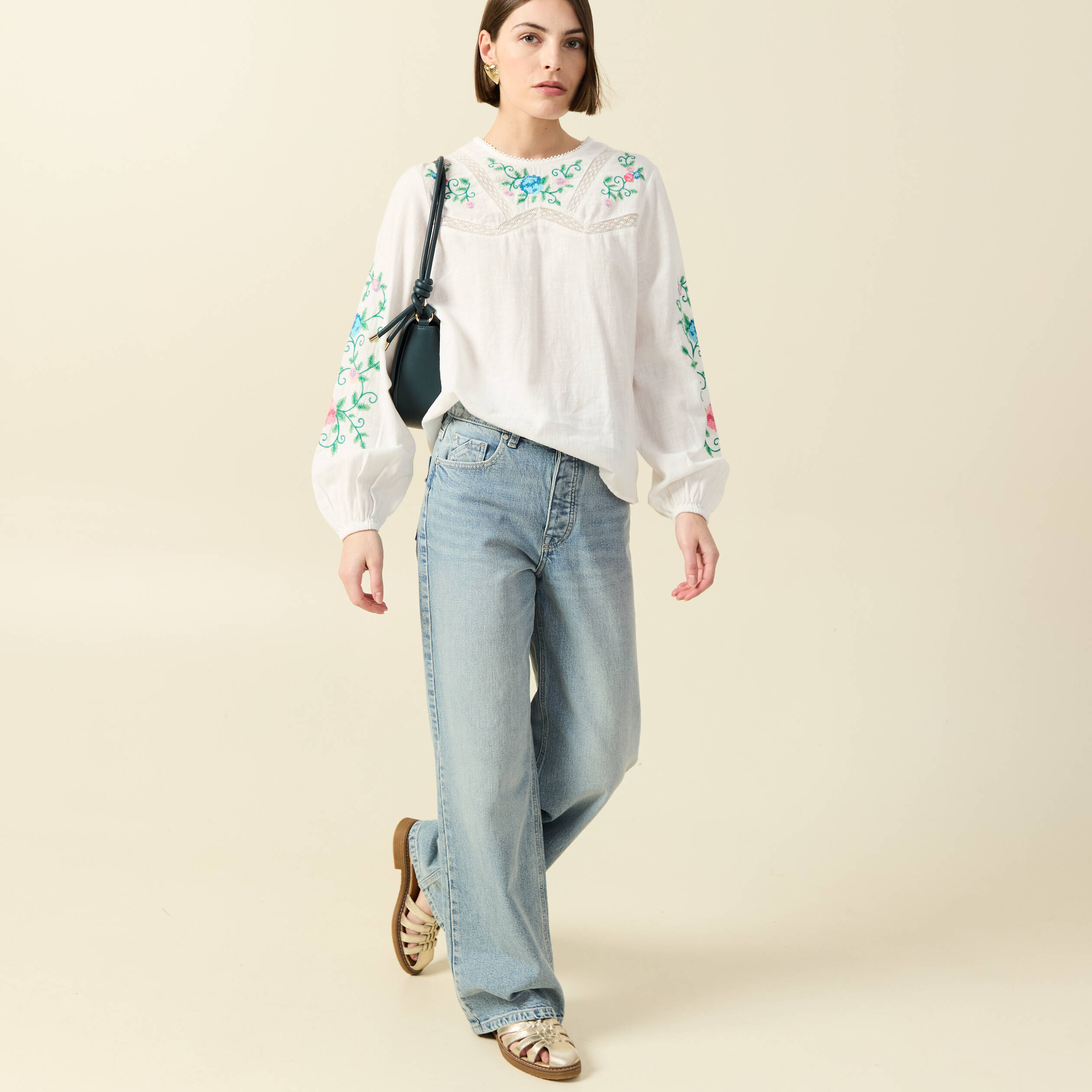 Chemise bord&eacute;e en coton manches longues ecru femme
