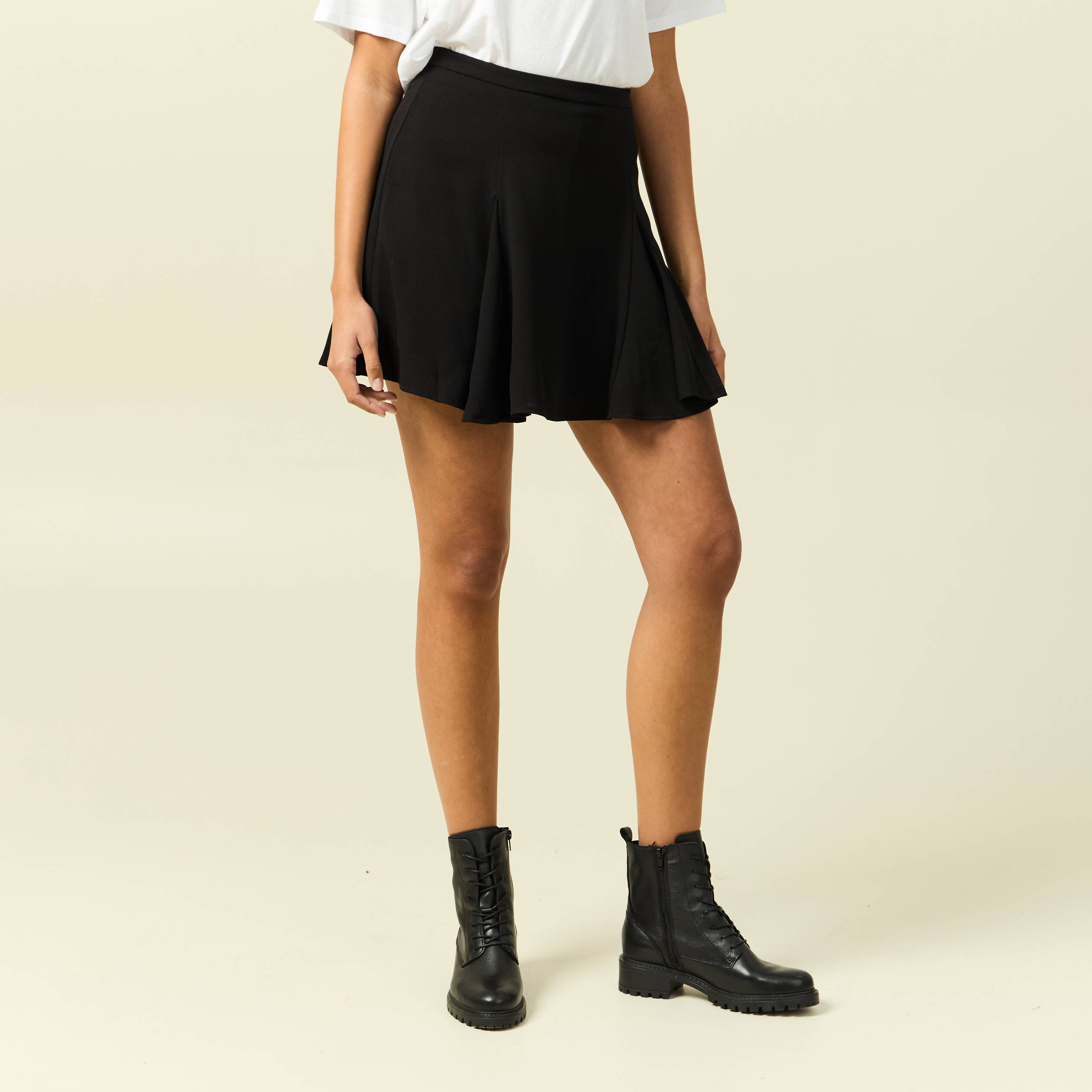 Jupe fluide noir femme | Vibs