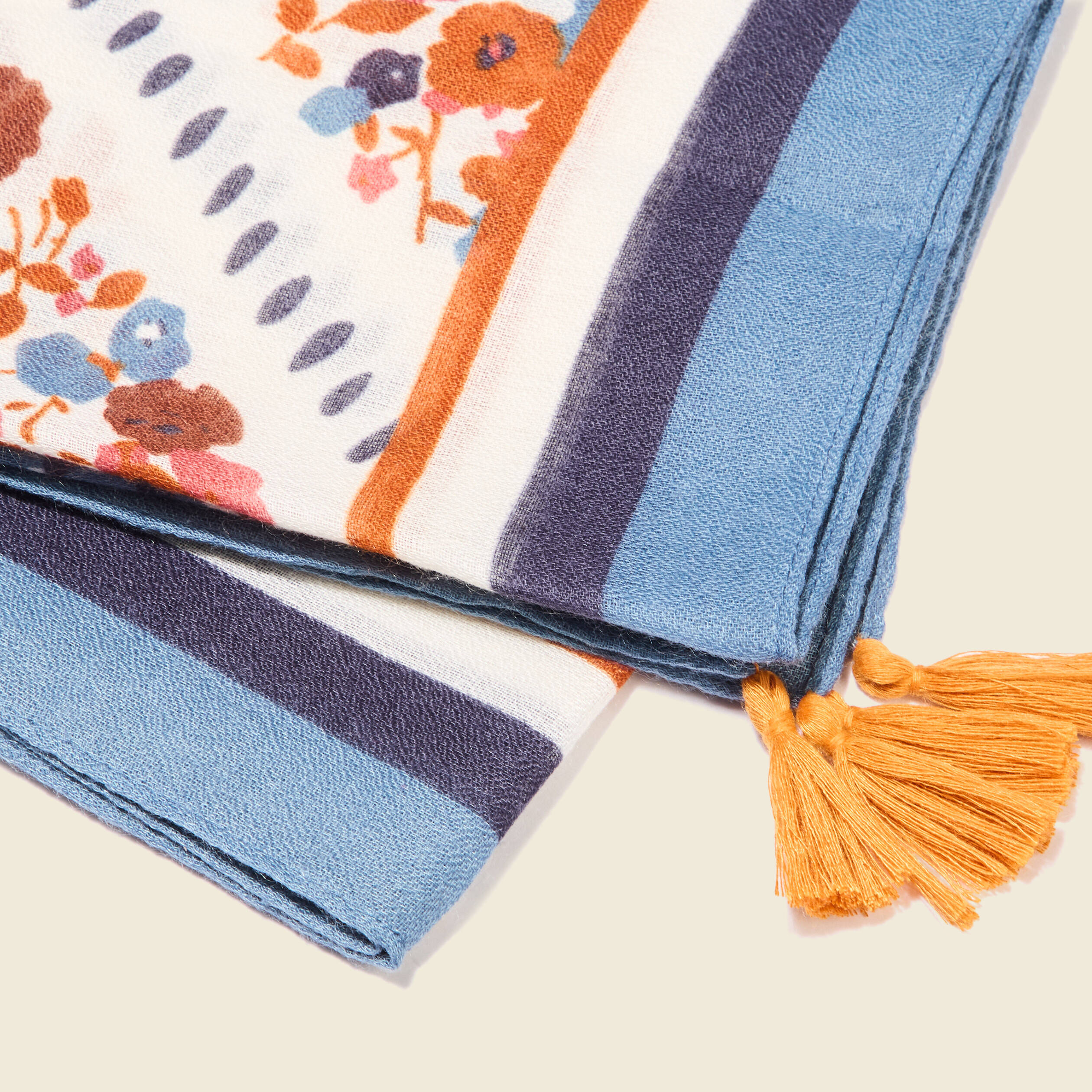foulard a pampilles ecru femme Foulard à pampilles ecru femme