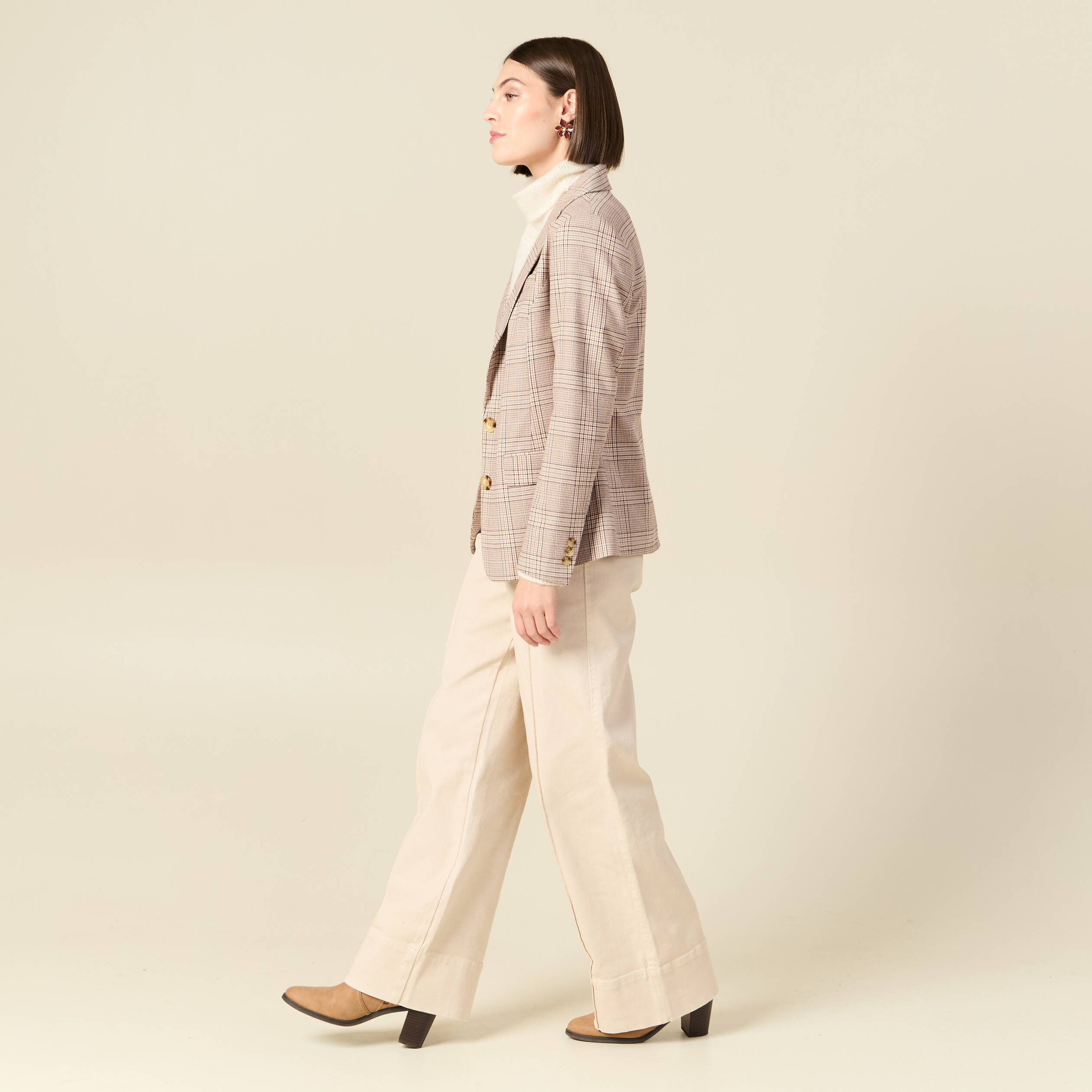 Blazer ajust&eacute; manches longues doubl&eacute; beige femme