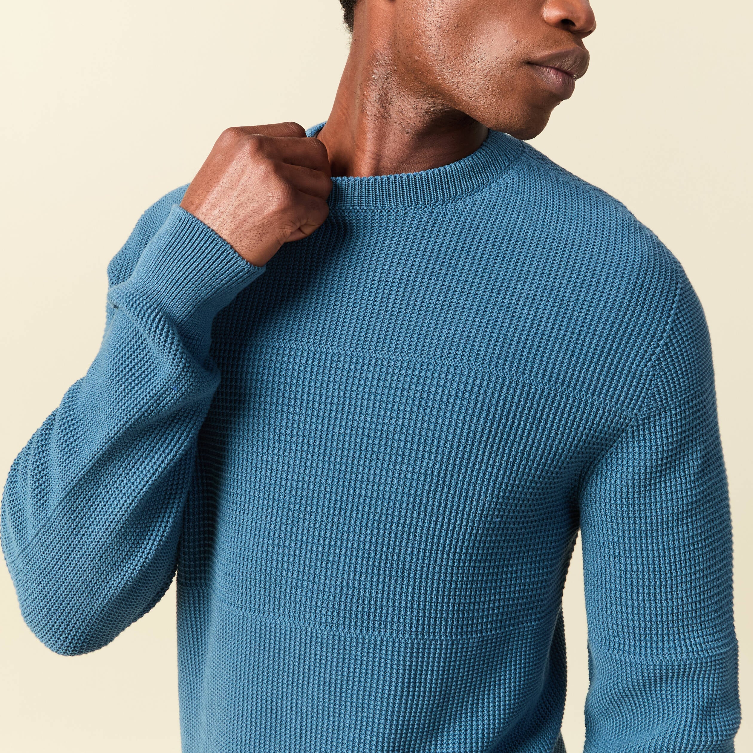 Pull col rond manches longues en coton bleu gris homme