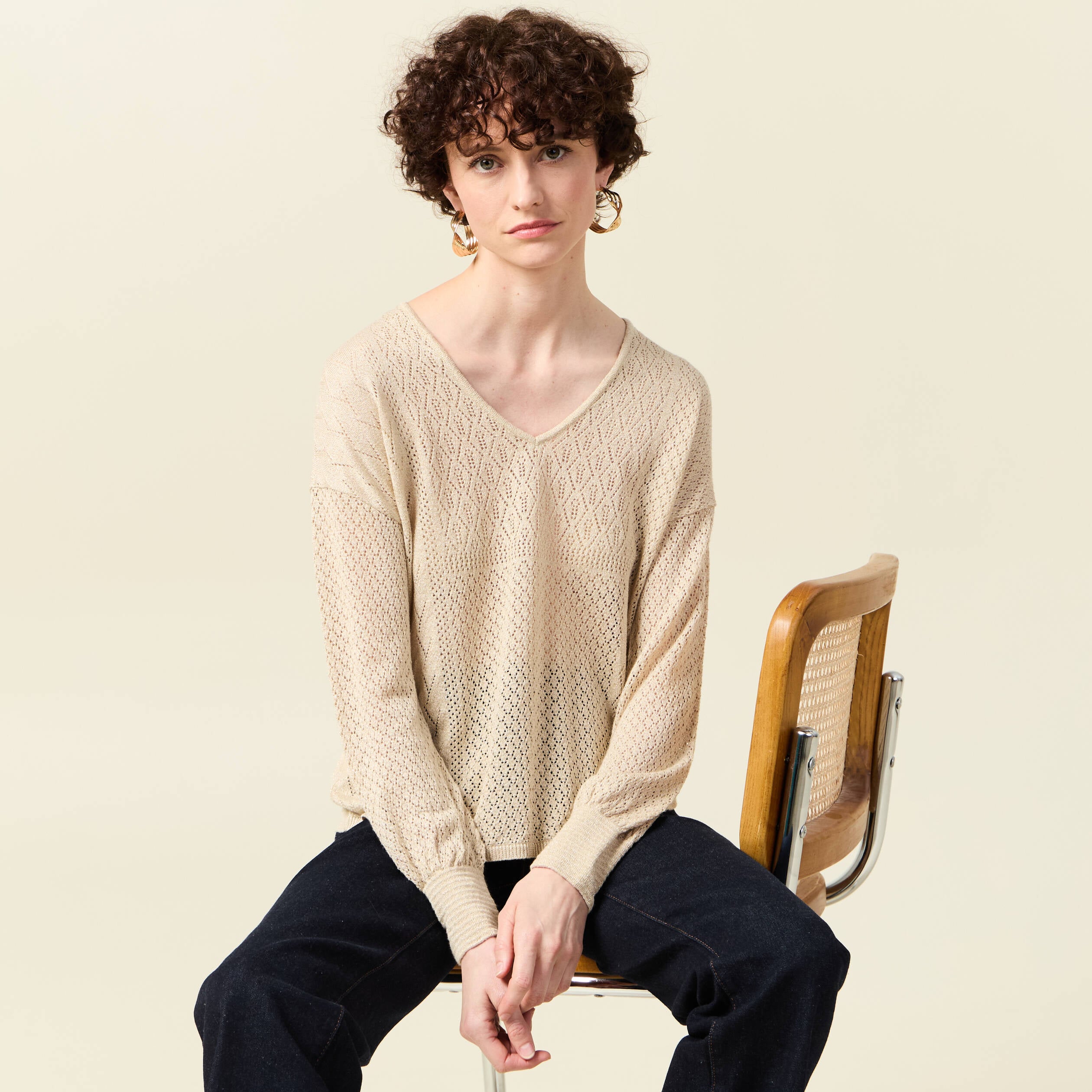 Pull manches longues ajour&eacute; creme femme