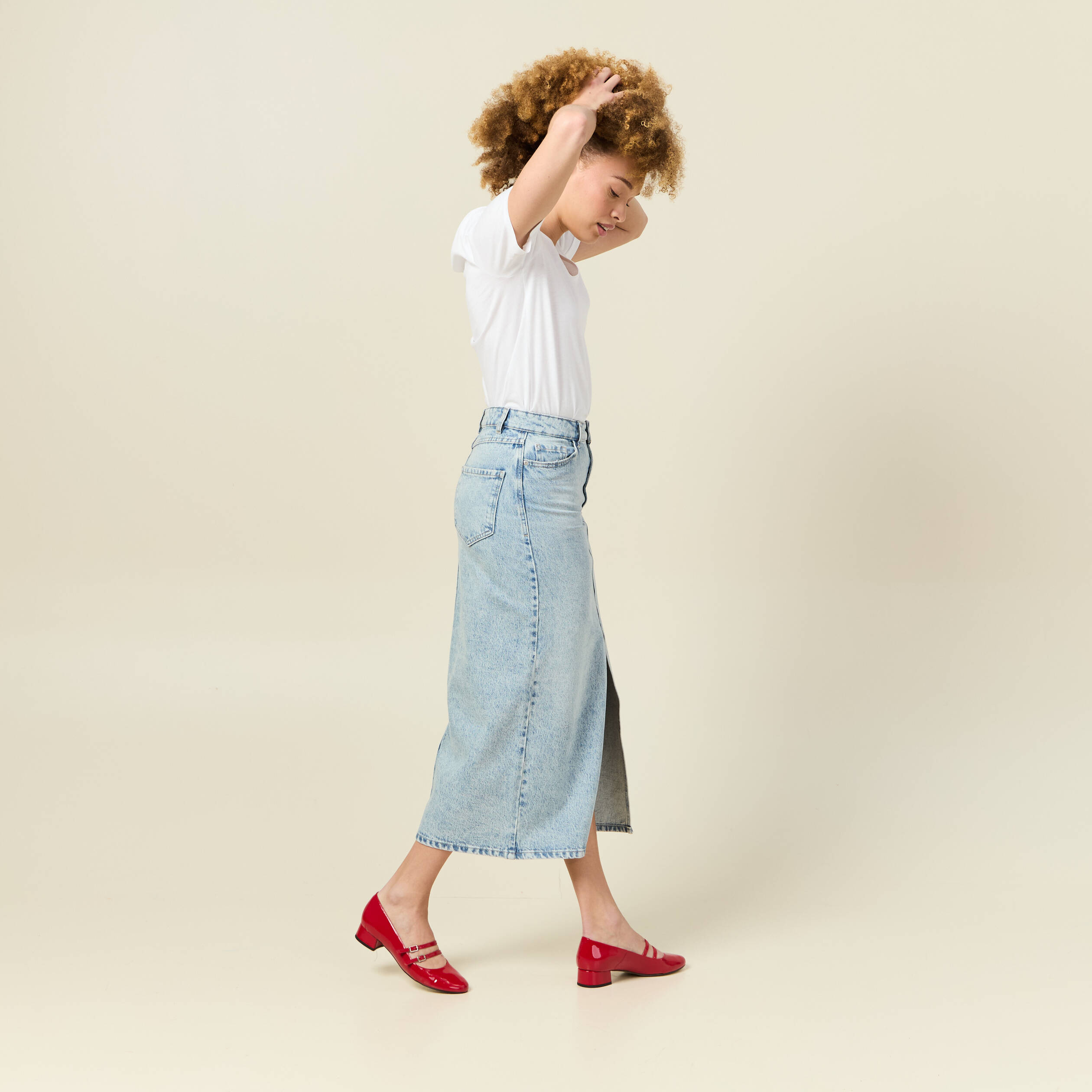 jupe midi droite en jean denim bleach femme Jupe midi droite en jean denim bleach femme