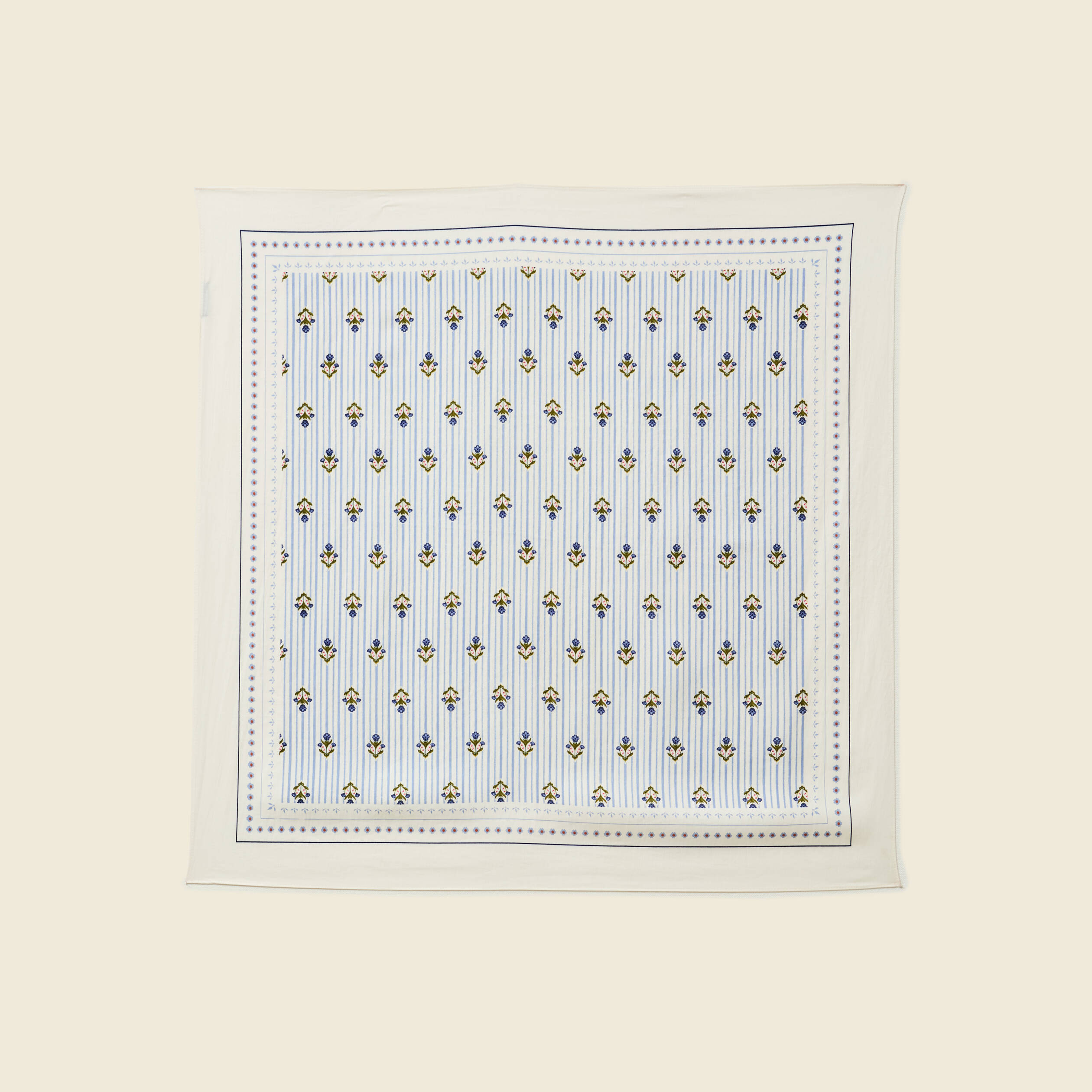 Foulard &agrave; motifs ivoire femme