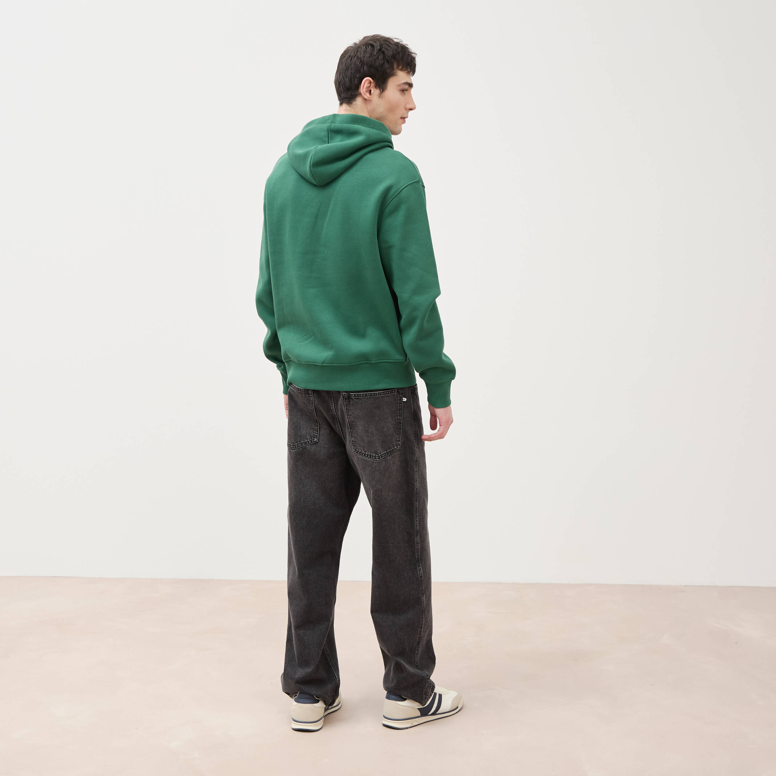 Sweat &agrave; capuche vert homme