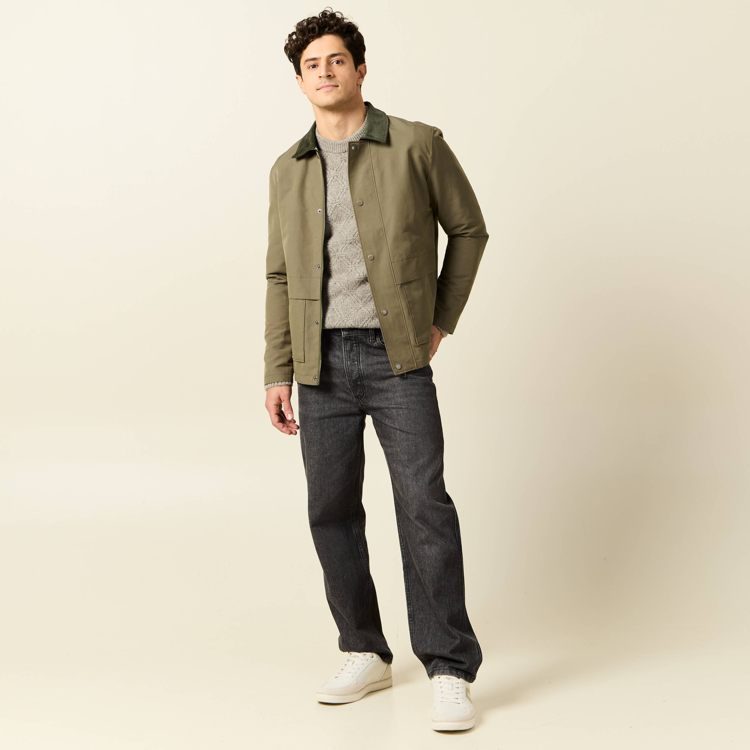 Veste d&eacute;perlante boutonn&eacute;e vert kaki homme