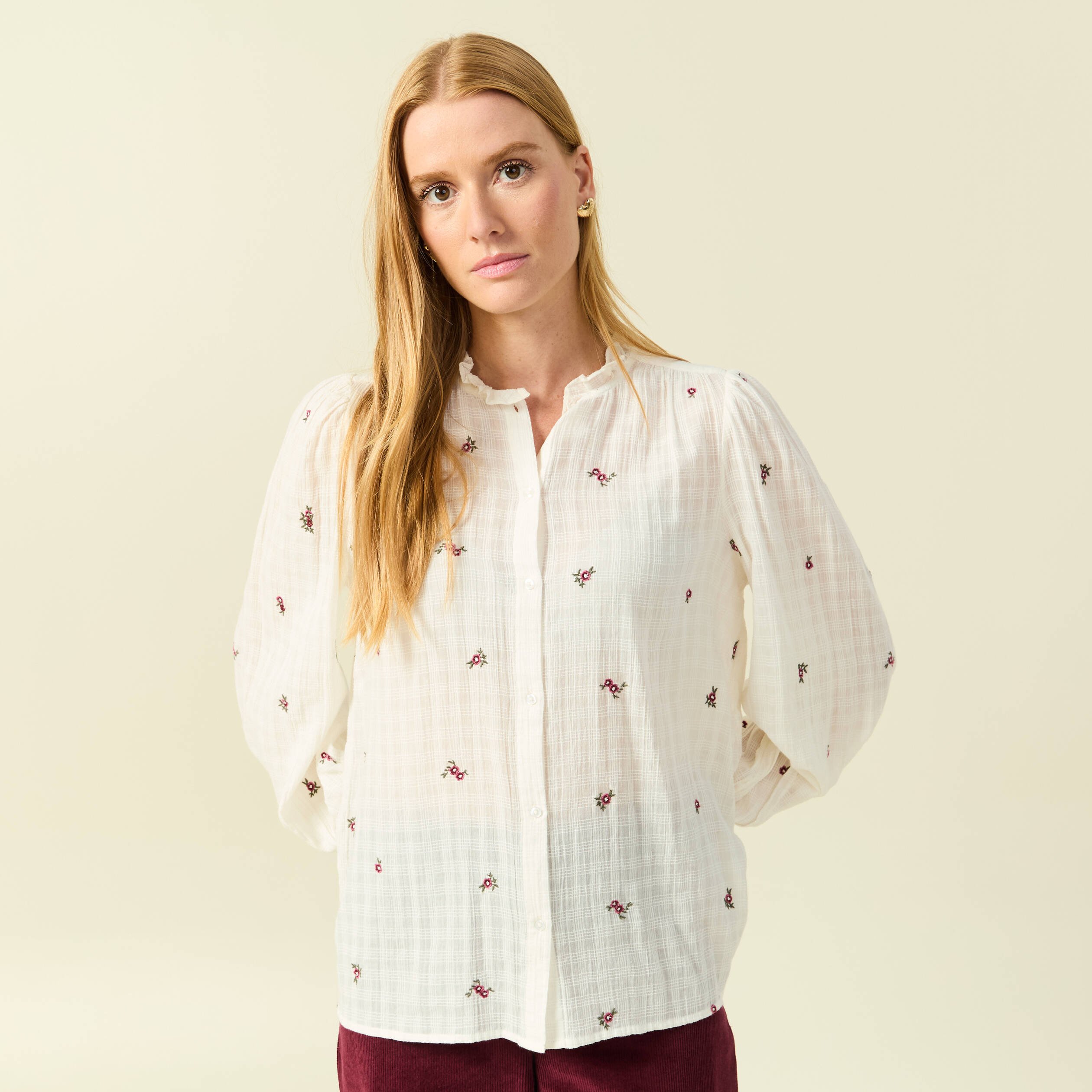 Chemise manches longues en coton brodée blanc femme | Vibs