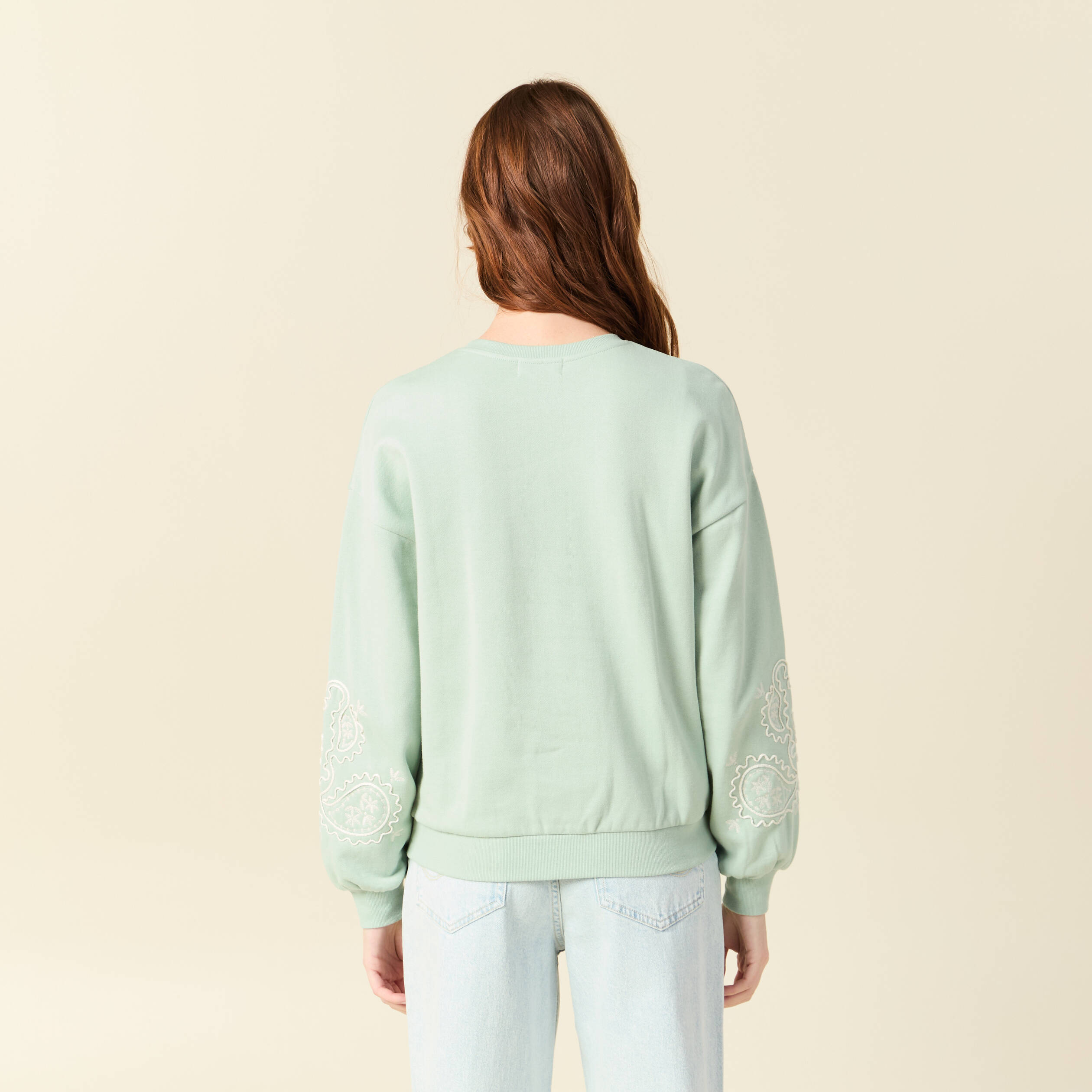 Sweat droit court col rond en coton vert pastel femme