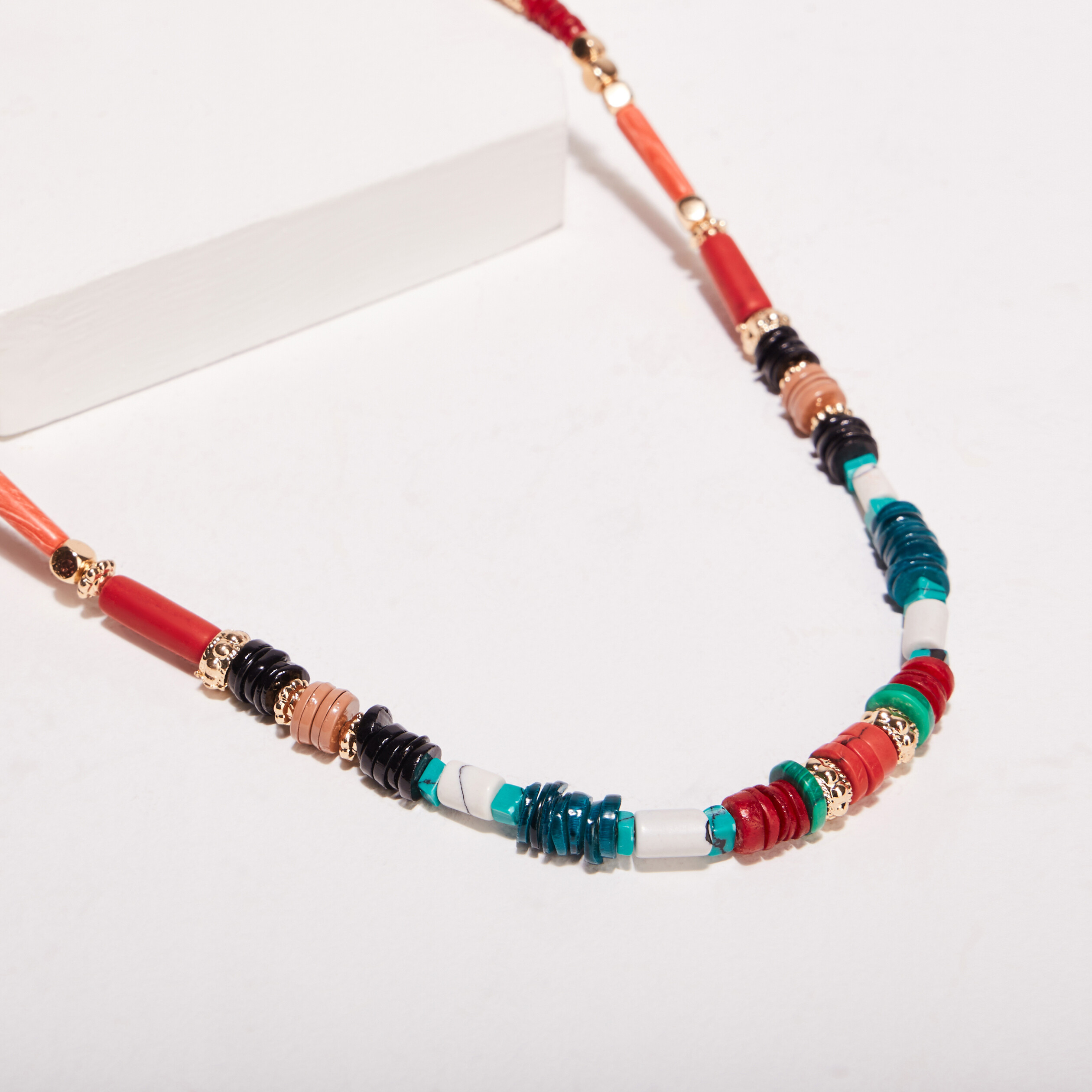Collier avec perles orange foncé femme