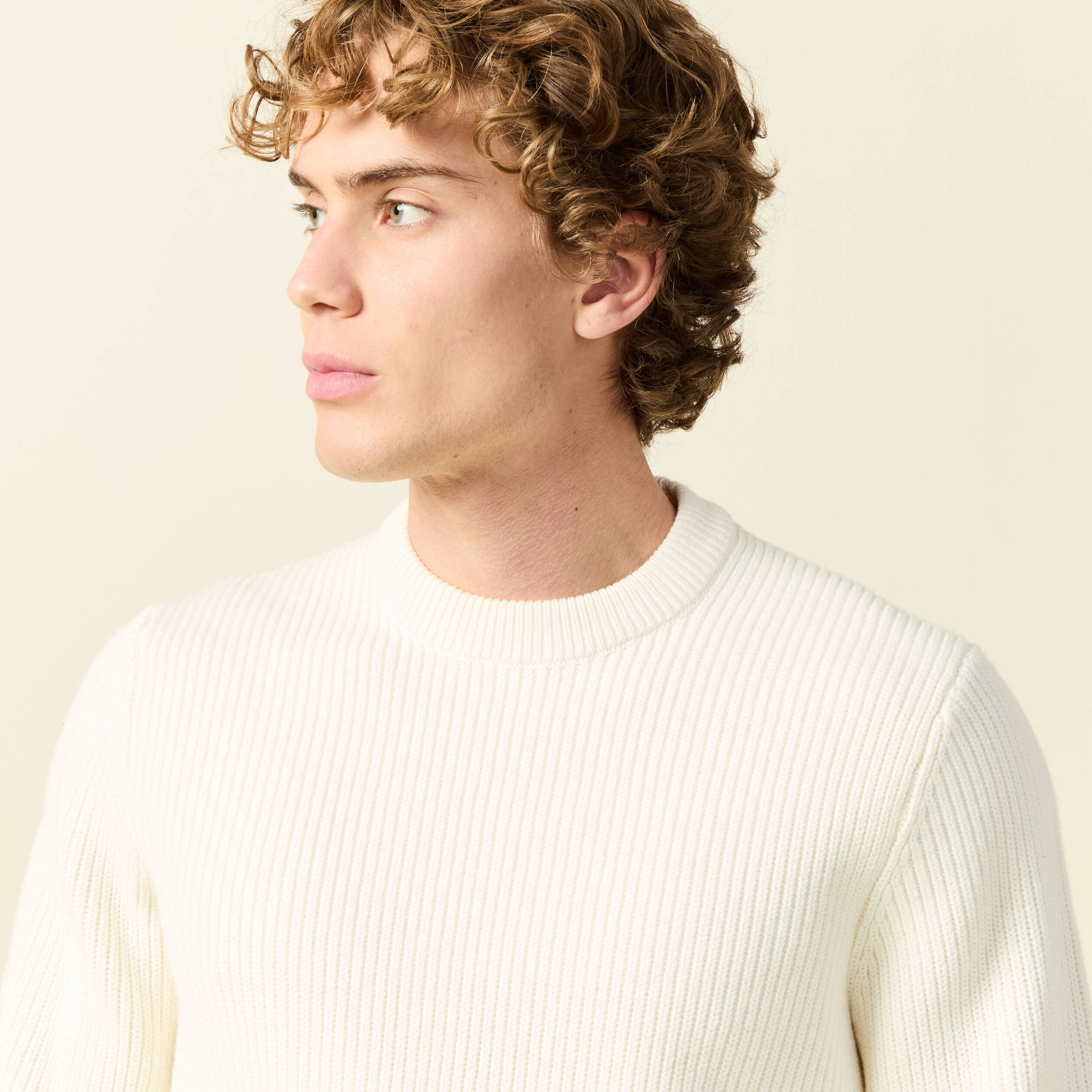 Pull fin manches longues col rond ecru homme