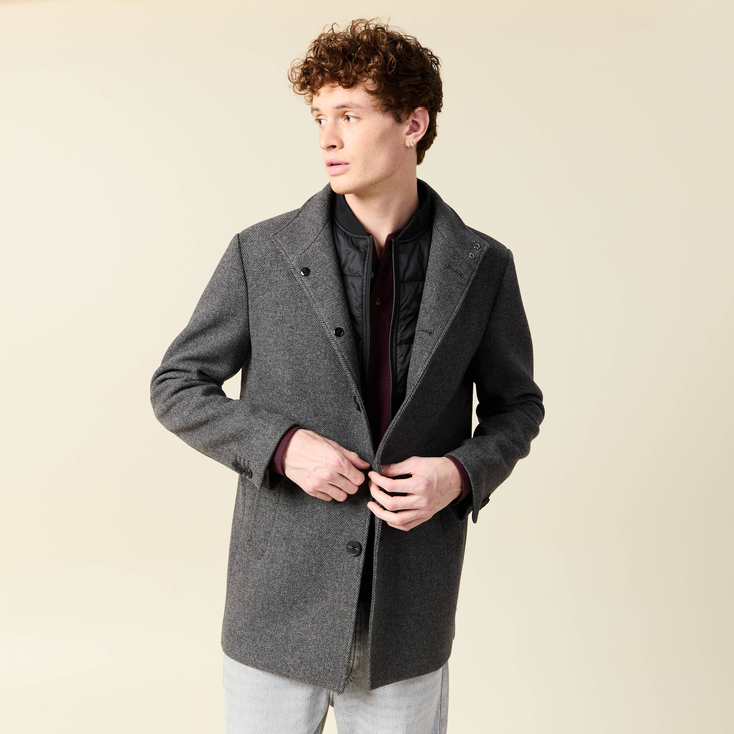 Manteau droit mi-long col montant gris fonc&eacute; homme