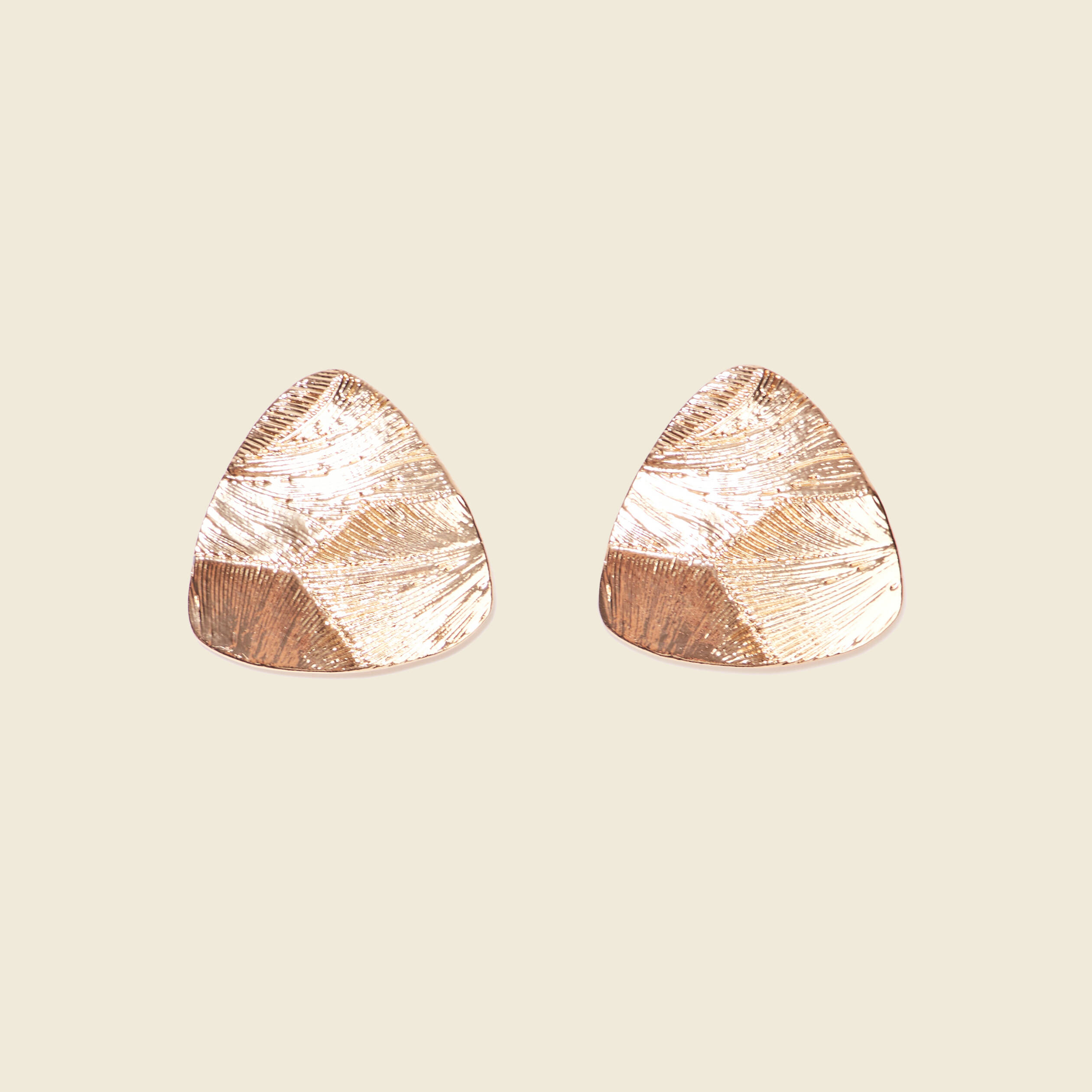Boucles d'oreilles clous couleur or femme