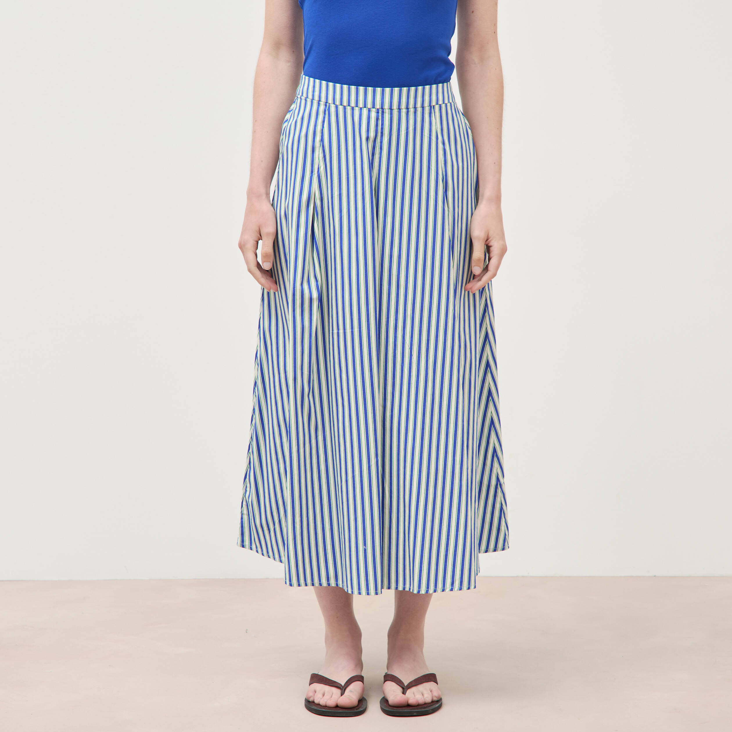 Jupe longue &eacute;vas&eacute;e en coton ray&eacute; bleu femme