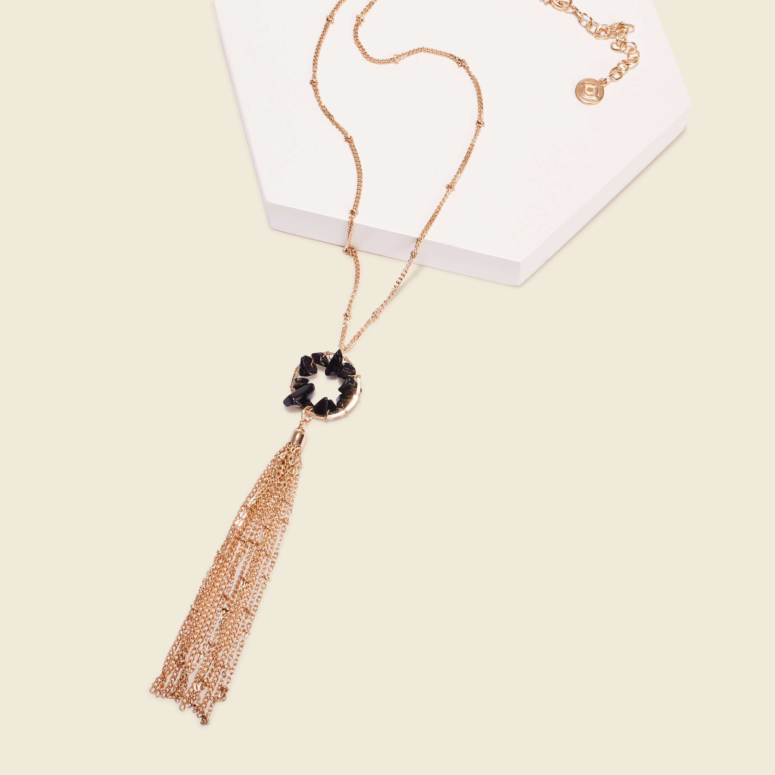 Collier sautoir à pendentif couleur or femme