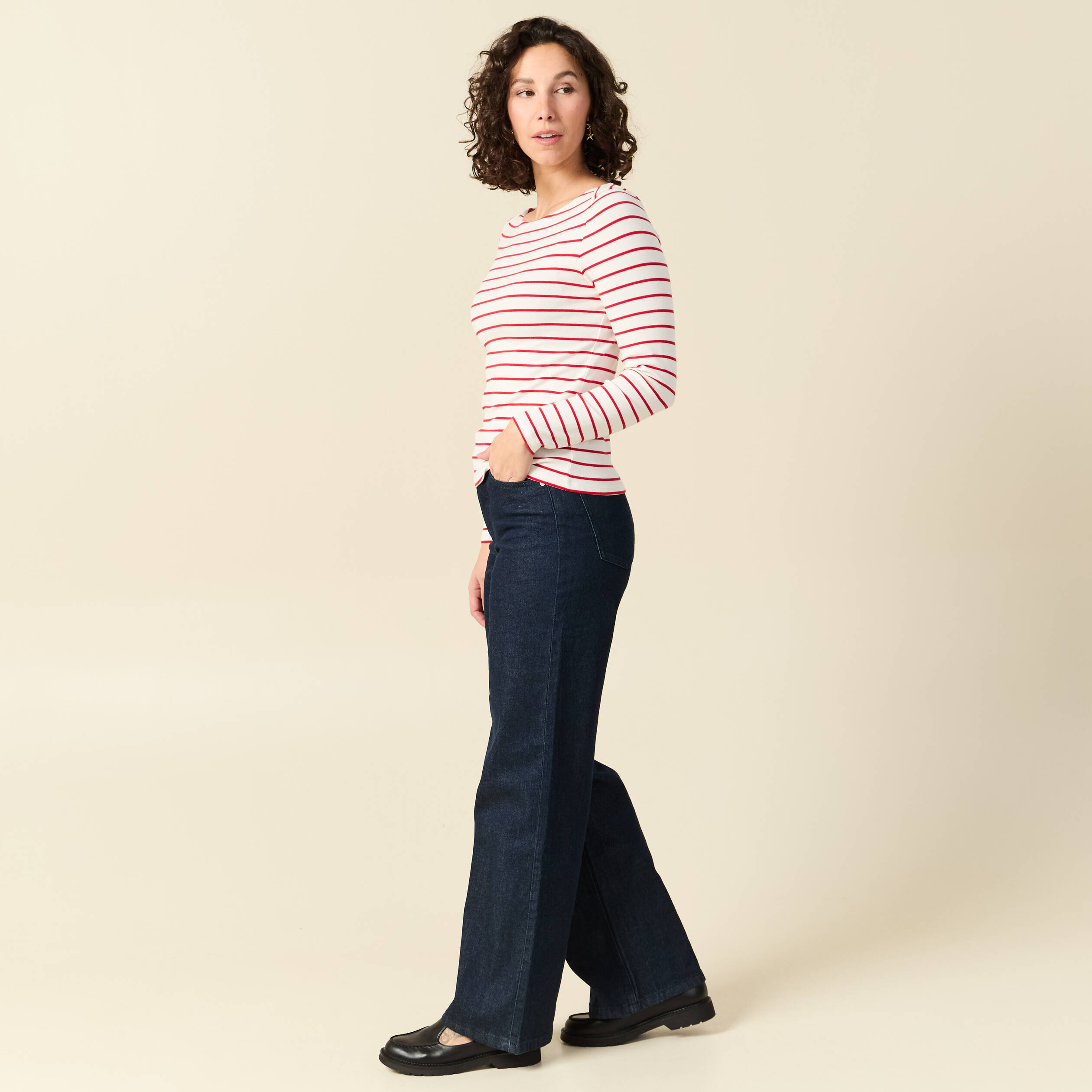 T-shirt ray&eacute; ajust&eacute; manches longues rouge femme