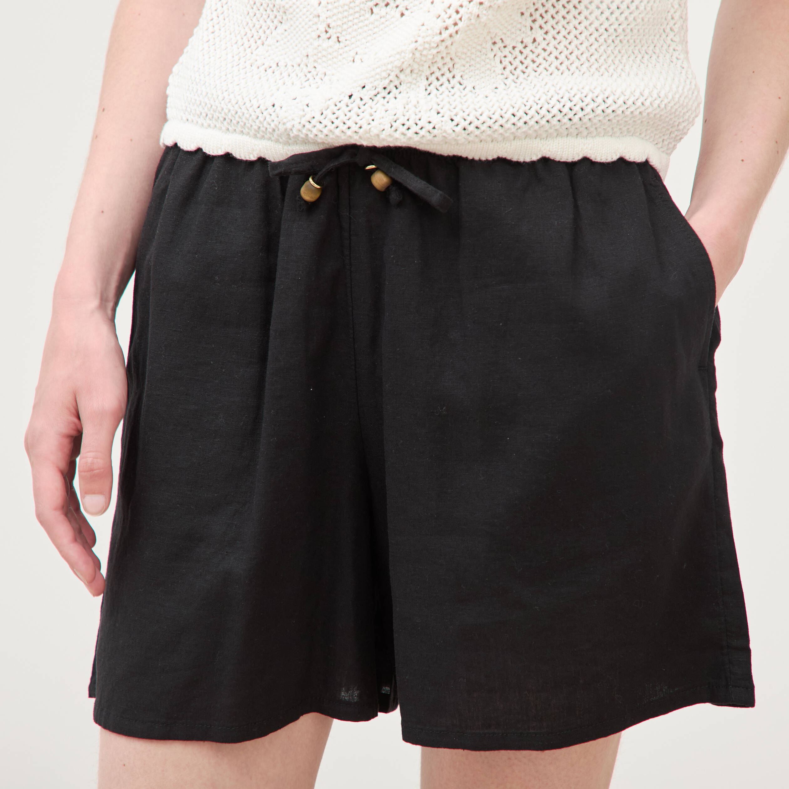 Short taille haute noir femme