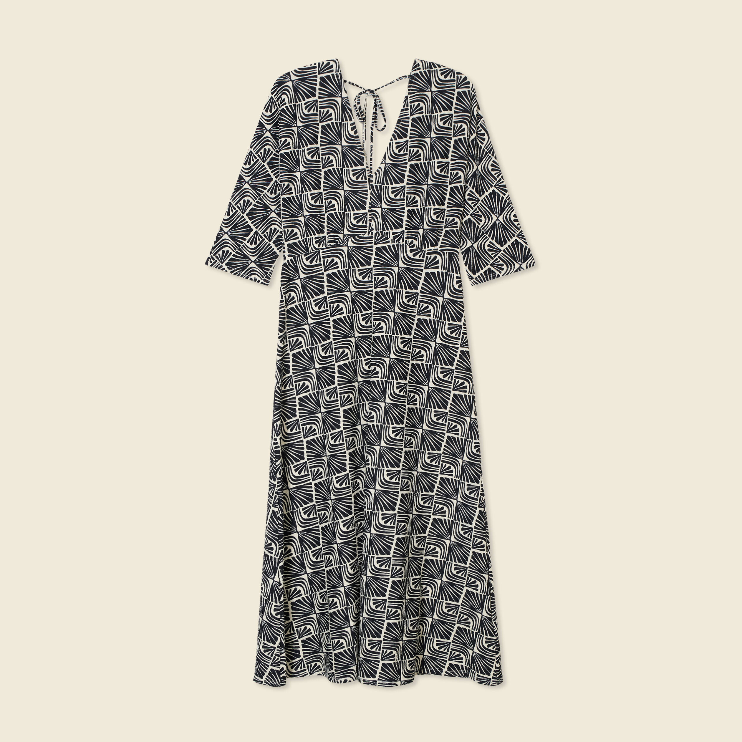 robe midi droite manches 34 creme femme Robe midi droite manches 3/4 creme femme