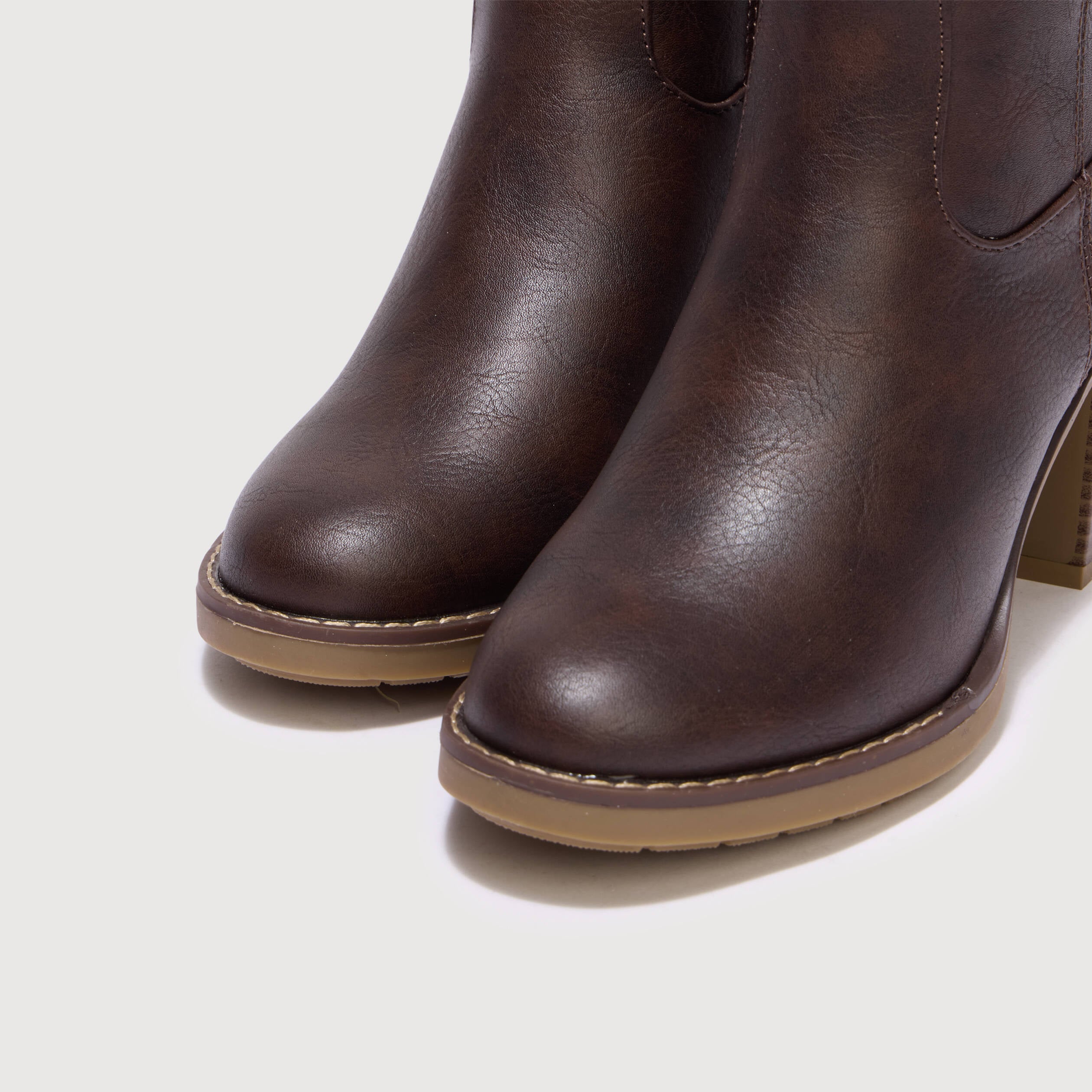 Bottes &agrave; talon marron fonc&eacute; femme