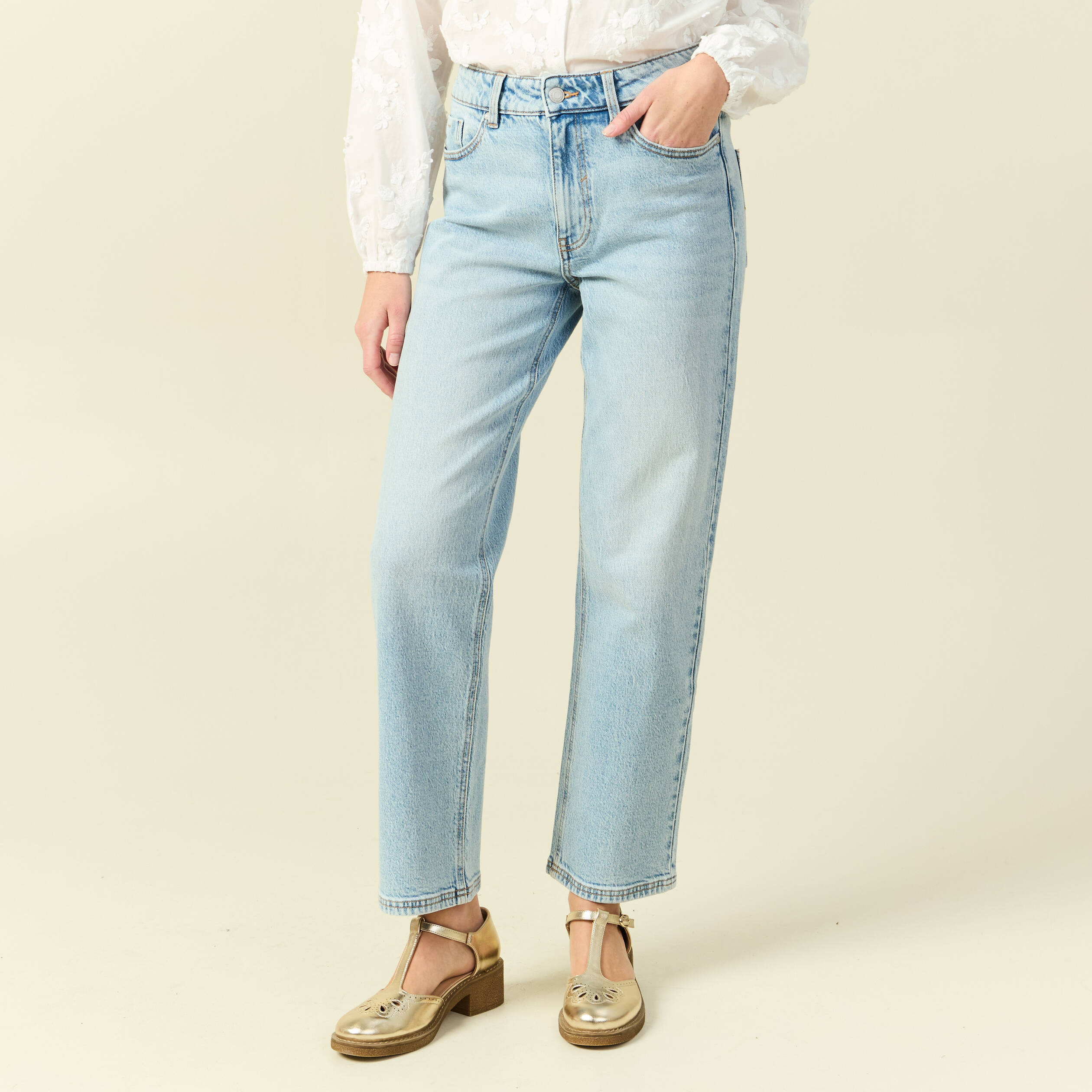 Jeans straight 7/8&egrave;me taille haute denim bleach femme