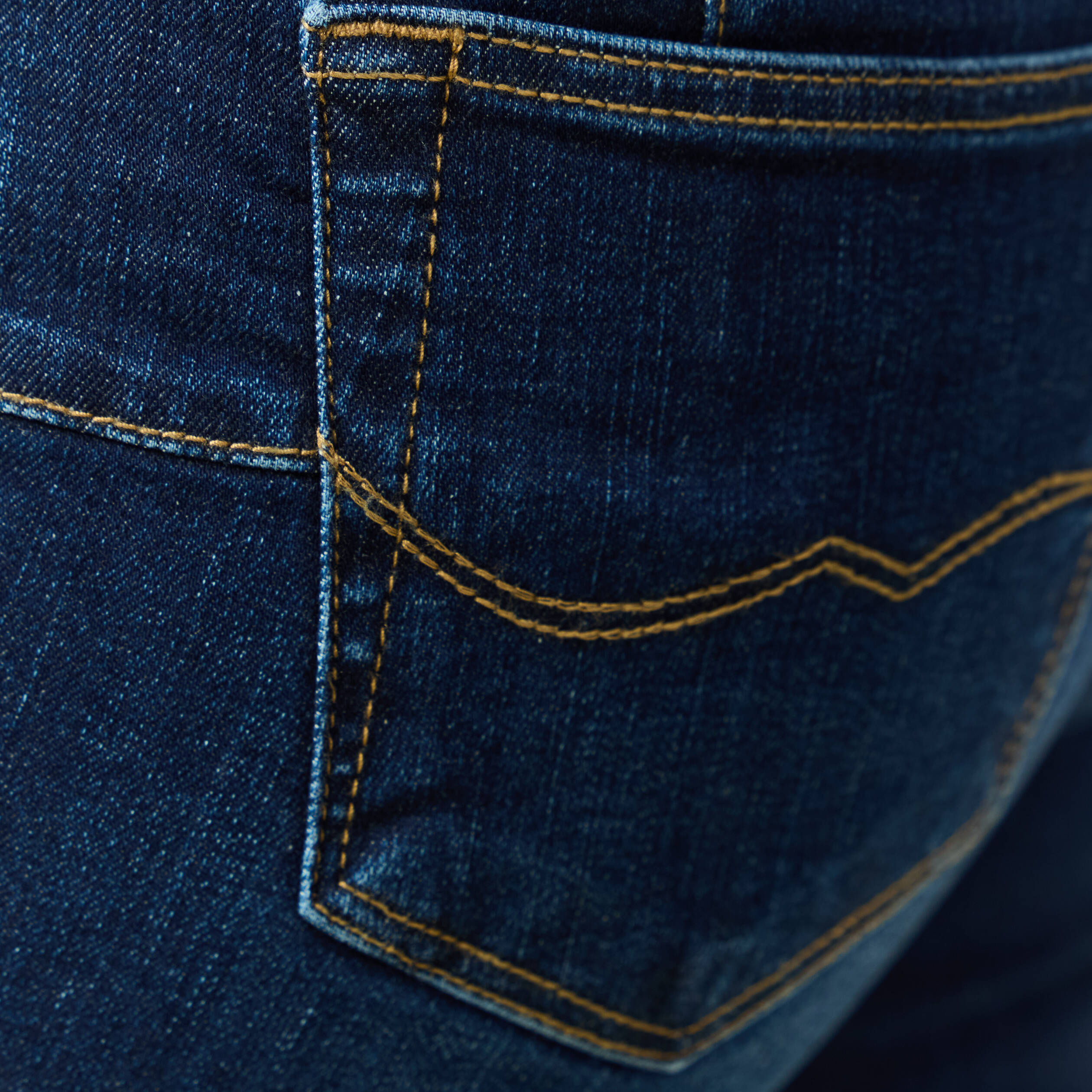 Jeans skinny 7/8&egrave;me taille haute denim brut femme