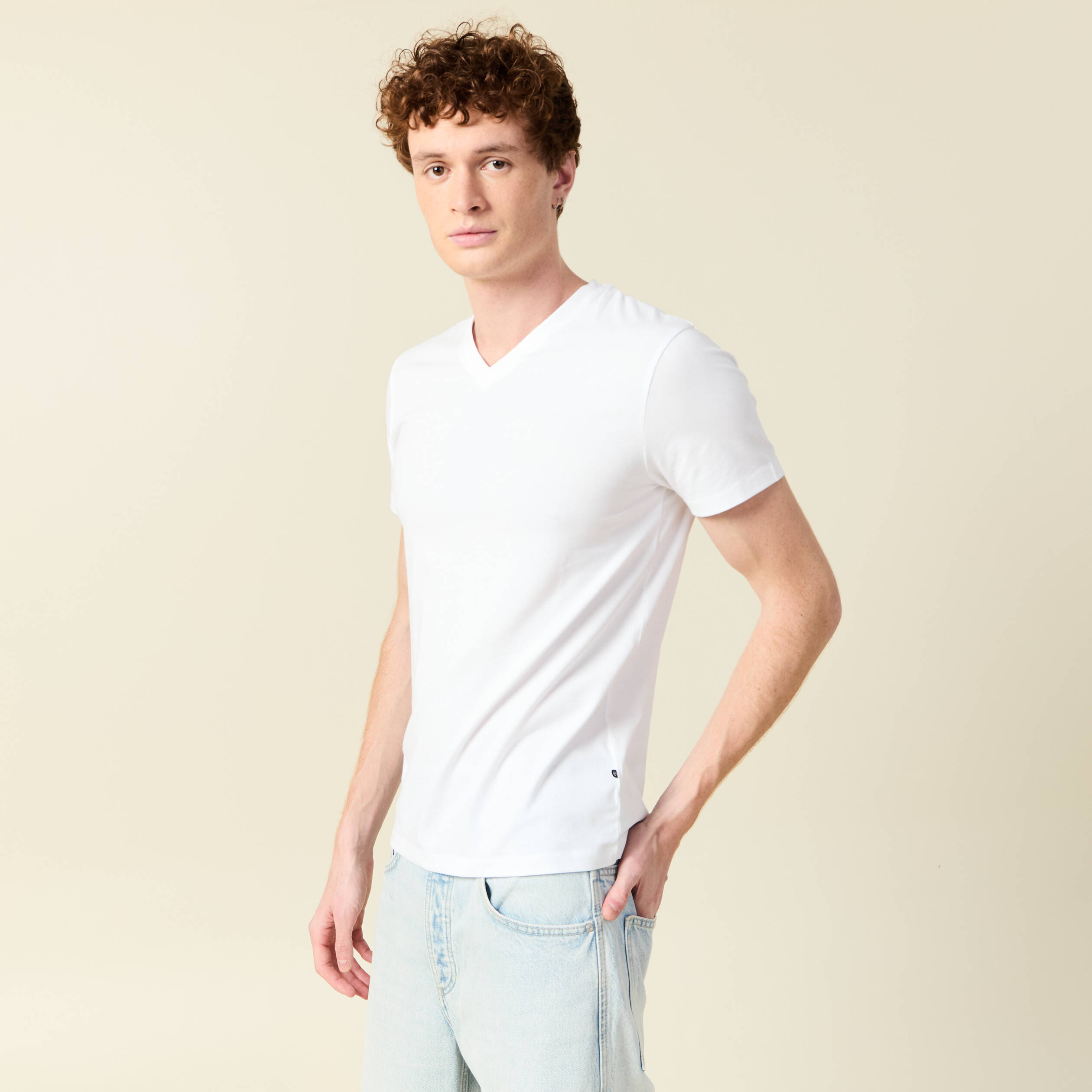 t shirt col v homme instinct blanc homme T-shirt col V homme Instinct blanc homme