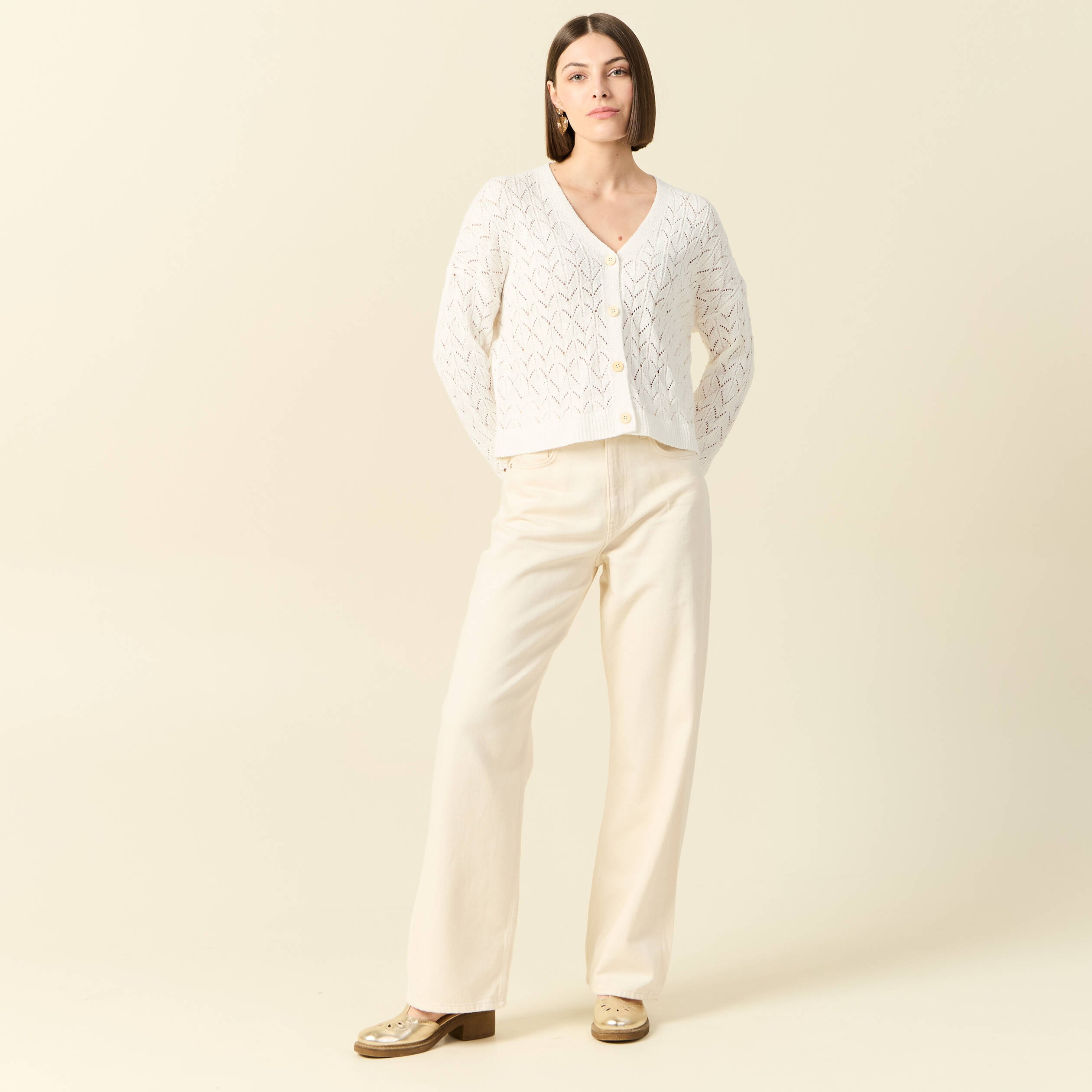 Gilet manches longues ajour&eacute; ecru femme