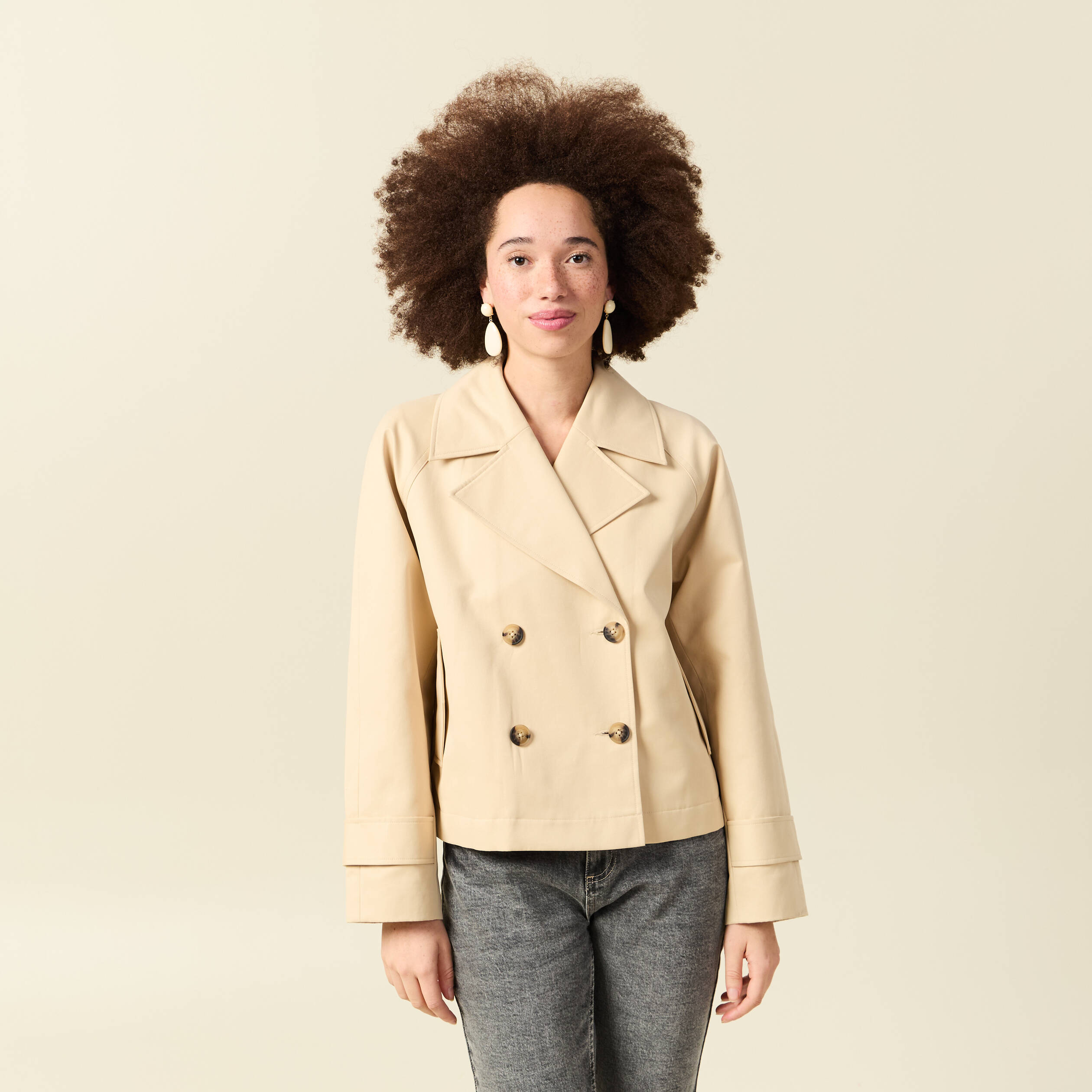 Trench oversize court col tailleur beige femme