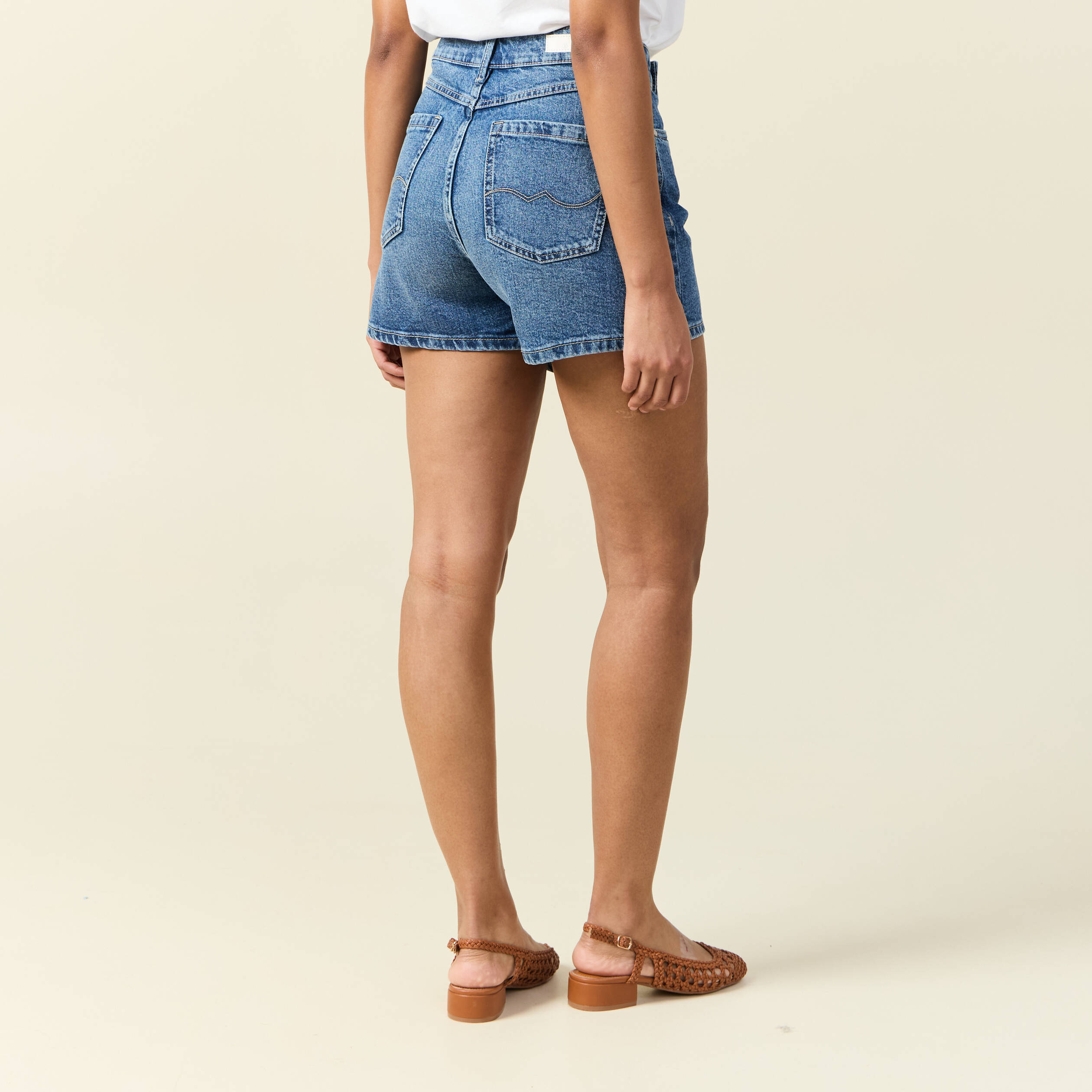 Jupe-short droite en jean denim stone femme